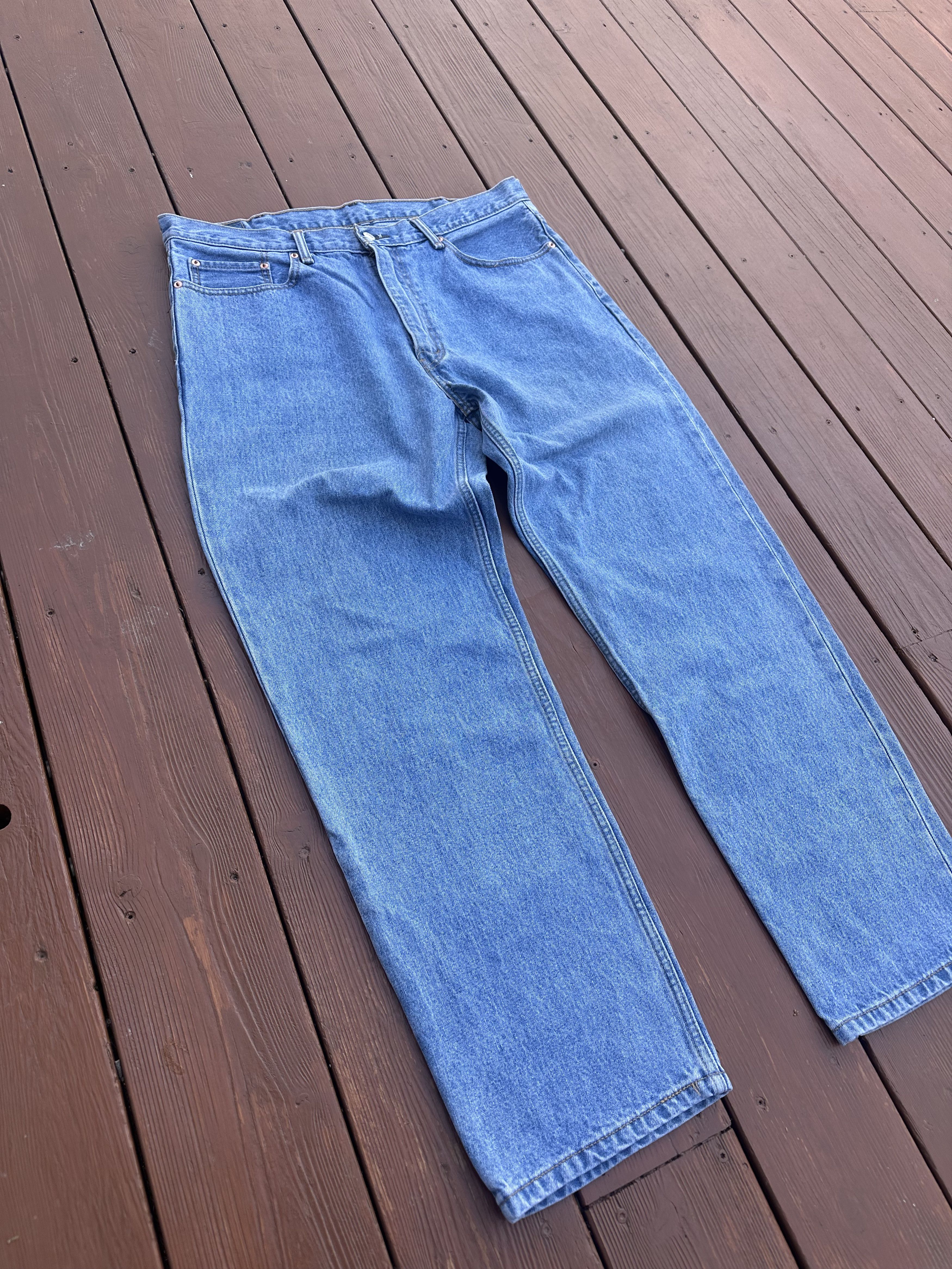 Levi's × Vintage Men’s Vintage Blue Jeans Levi’s 550 Size:38/32 Size US 38 / EU 54 - 5 Thumbnail
