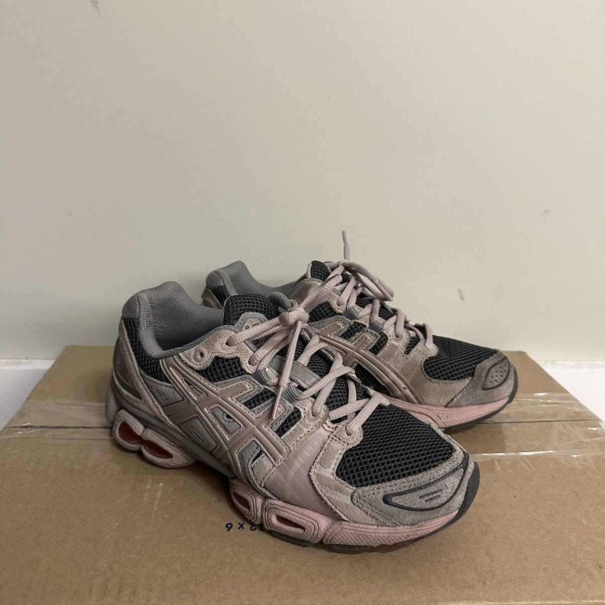 Asics ASICS GEL-NIMBUS 9 Size US 8 / IT 38 - 1 Thumbnail