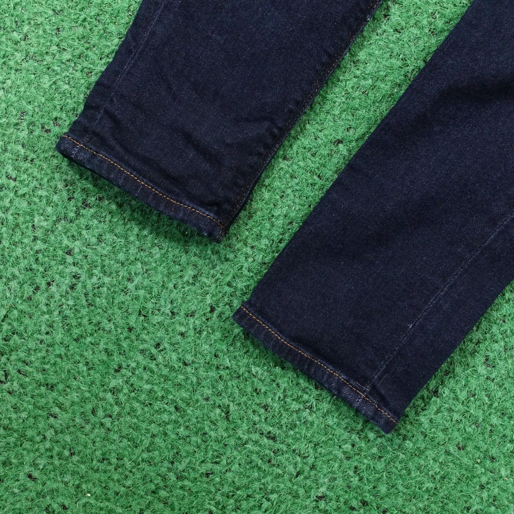Hudson Vintage Hudson Womens Jeans Skinny 25 Midrise Dark Blue Denim Cotton Spandex 90s Womens Size 42" / US 20 - 4 Thumbnail