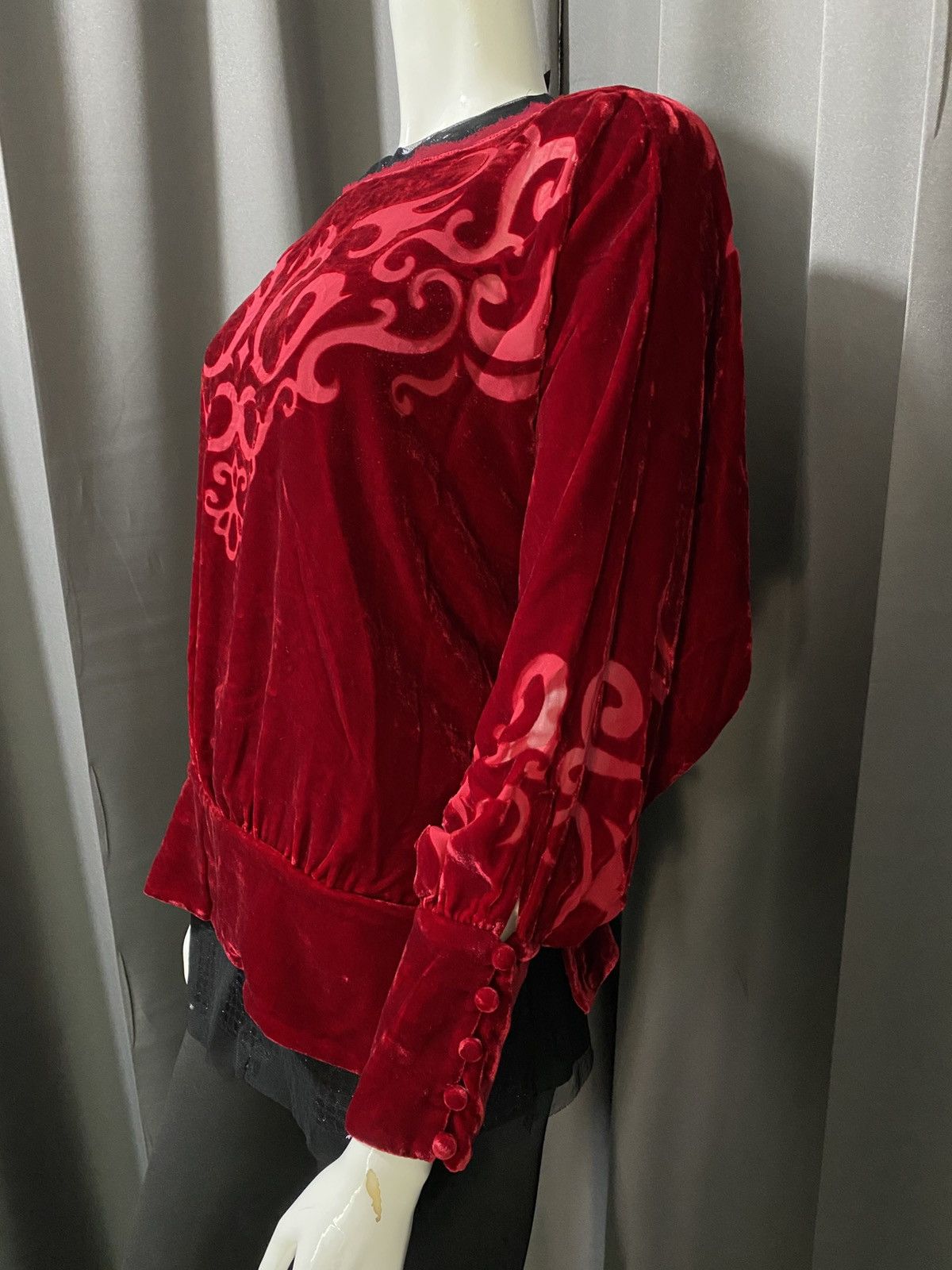 Vivienne Tam 90s Vivienne Tam- Flames Batwing Velvet Blouse Size M / US 6-8 / IT 42-44 - 4 Thumbnail