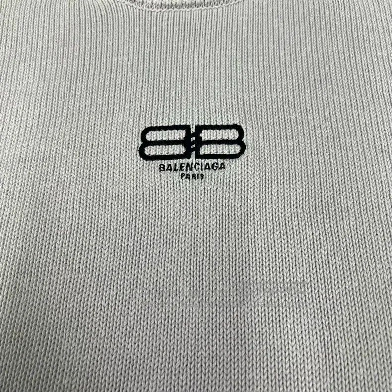 Balenciaga Balenciaga Buckle Sweater Size US XL / EU 56 / 4 - 2 Thumbnail