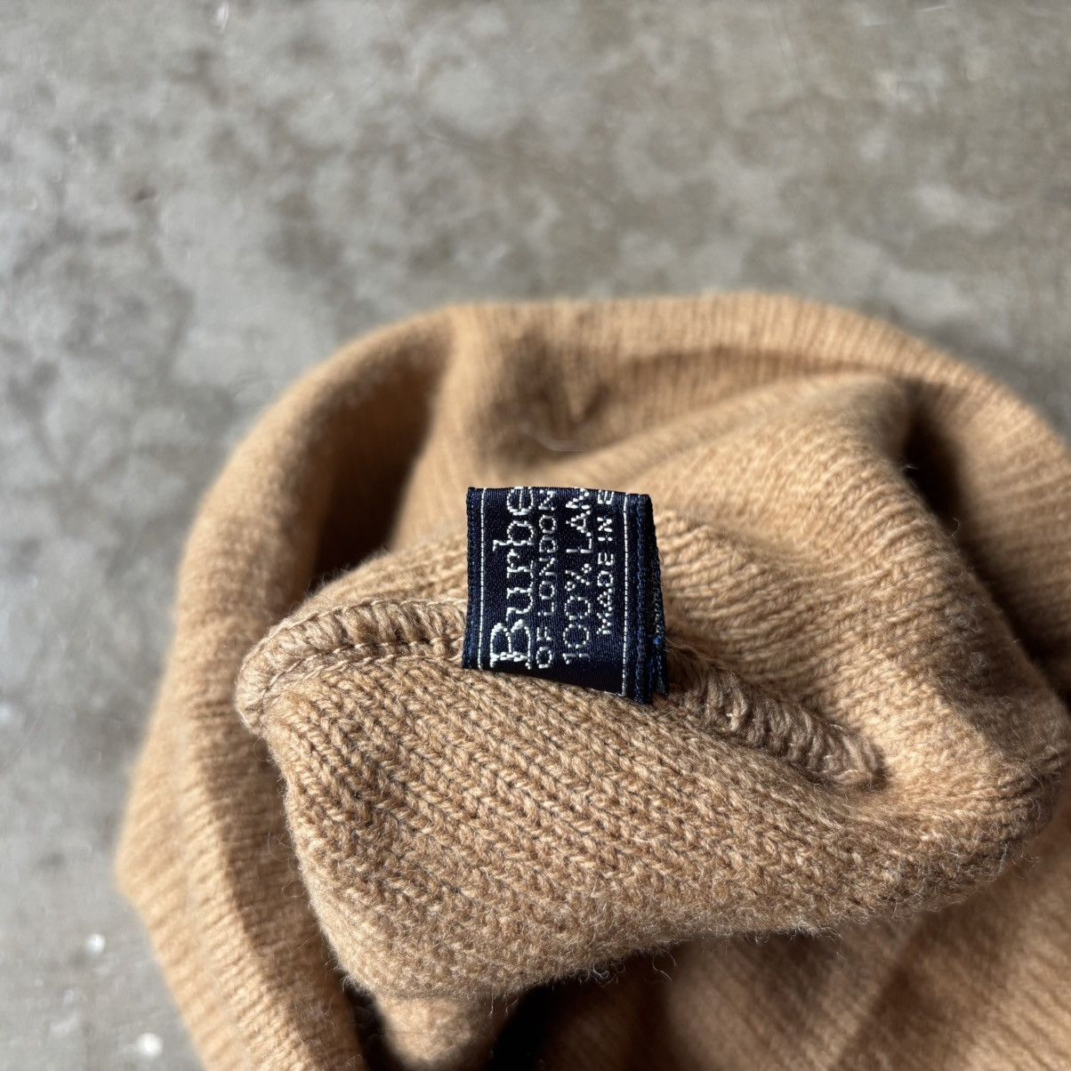 Burberry Burberry beanie vintage Size ONE SIZE - 2 Thumbnail