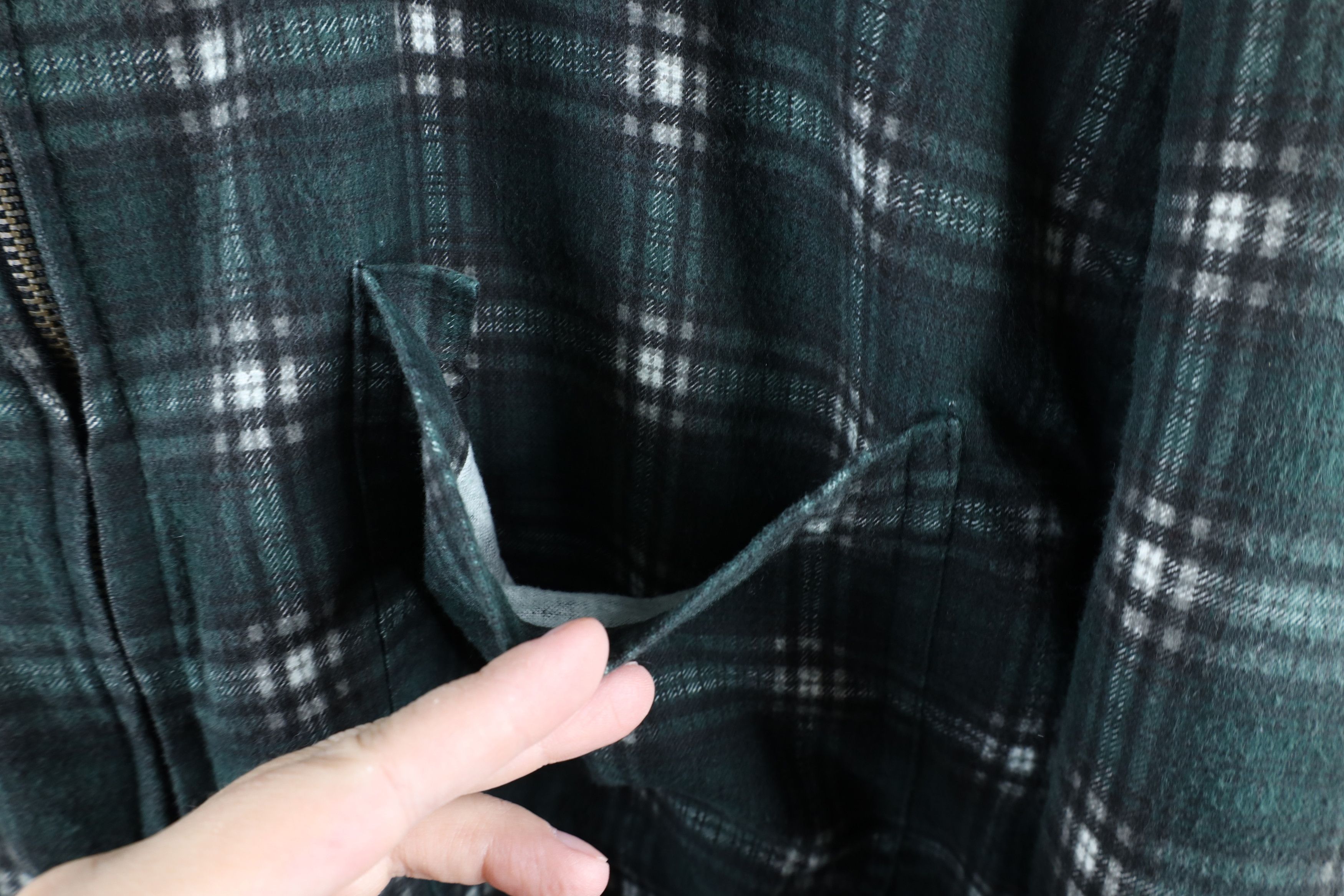 Vintage Vintage 90s Streetwear Fit Fleece Lined Flannel Jacket Plaid Size US XL / EU 56 / 4 - 4 Thumbnail