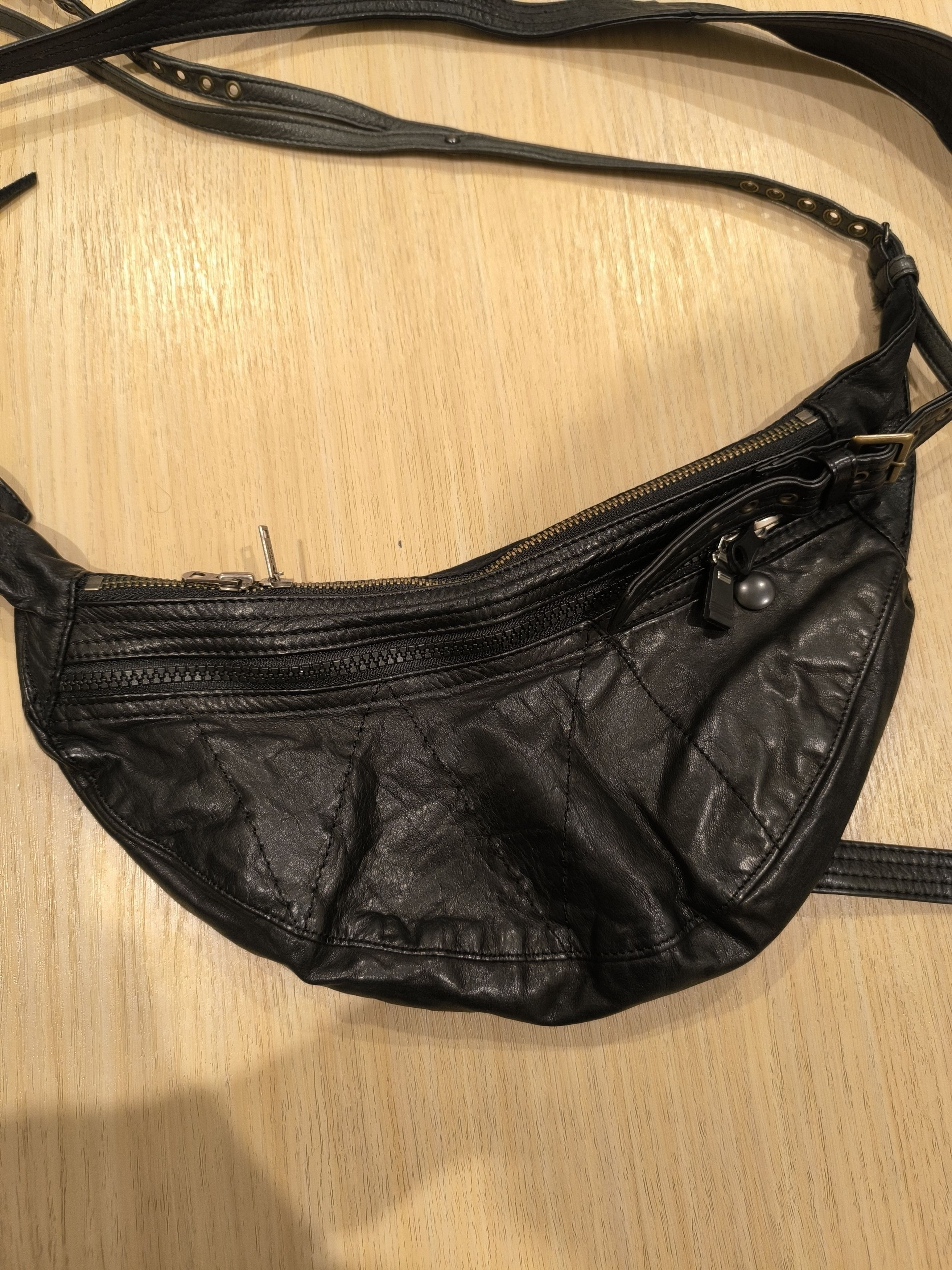 LGB】SAHARA Leather Pouch ifsixwasnine