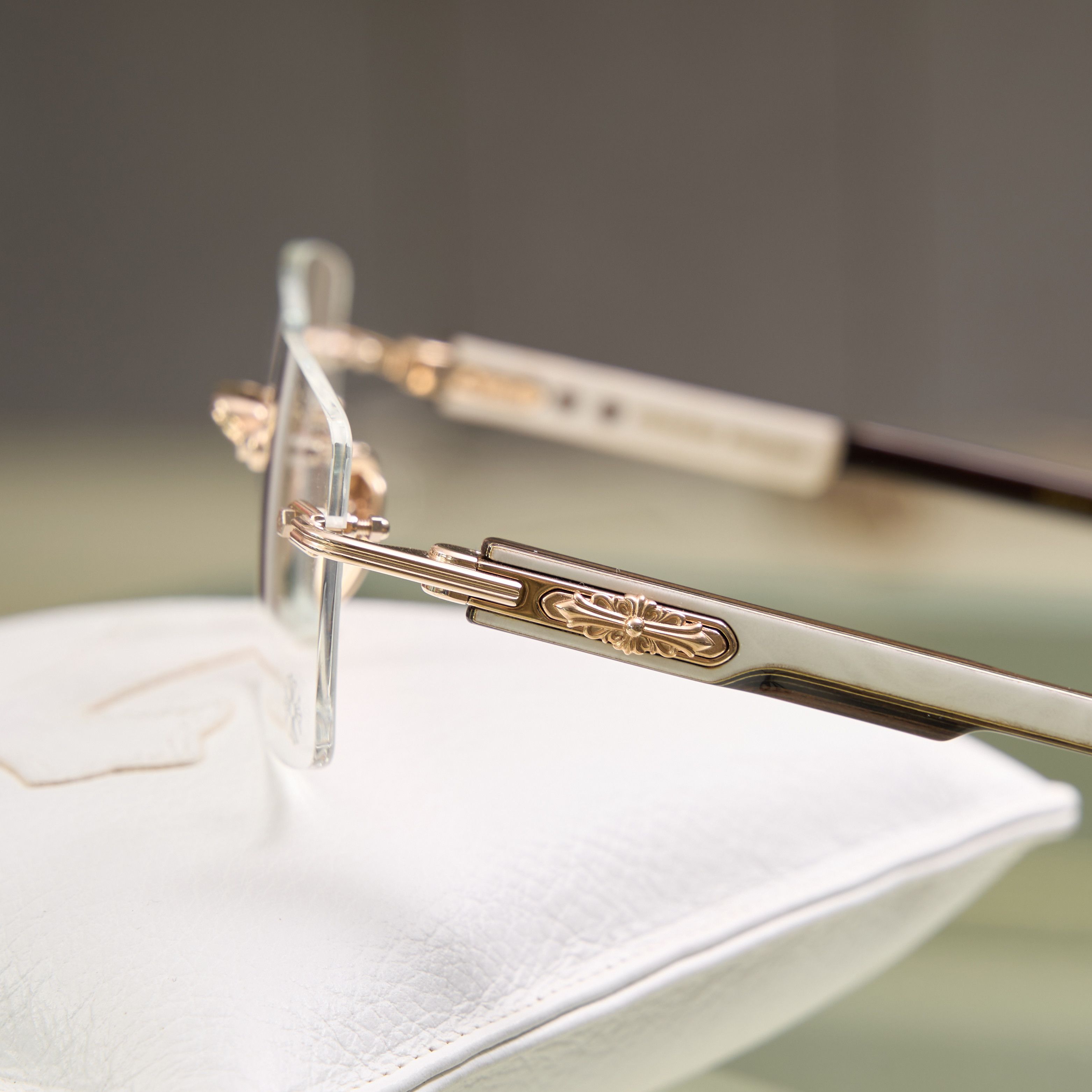 Chrome Hearts CHROME HEARTS DEEP II Gold Plated /White Ebony-Piano Varnish Size ONE SIZE - 5 Thumbnail