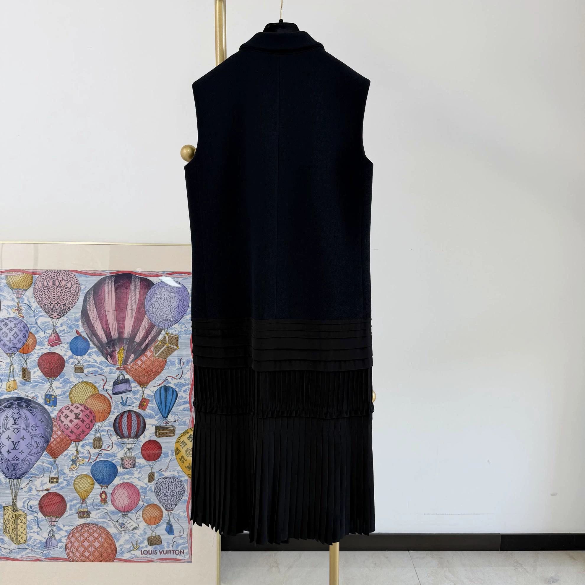 Dior Christian Dior navy long sleeveless dress F34 2806 Size XS / US 0-2 / IT 36-38 - 2 Thumbnail