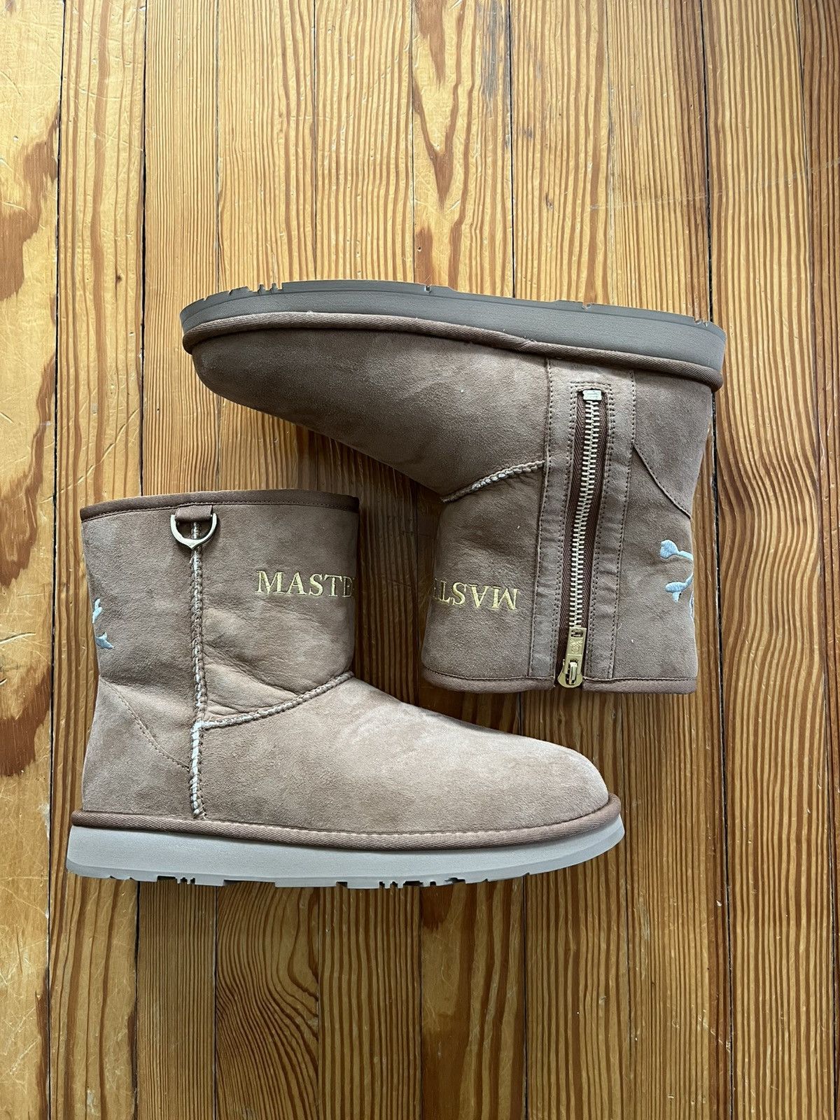 Mastermind World × Ugg Mastermind Japan Ugg Zip Up Boot Chestnut Beige Tan Brown Size US 10 / EU 43 - 4 Thumbnail
