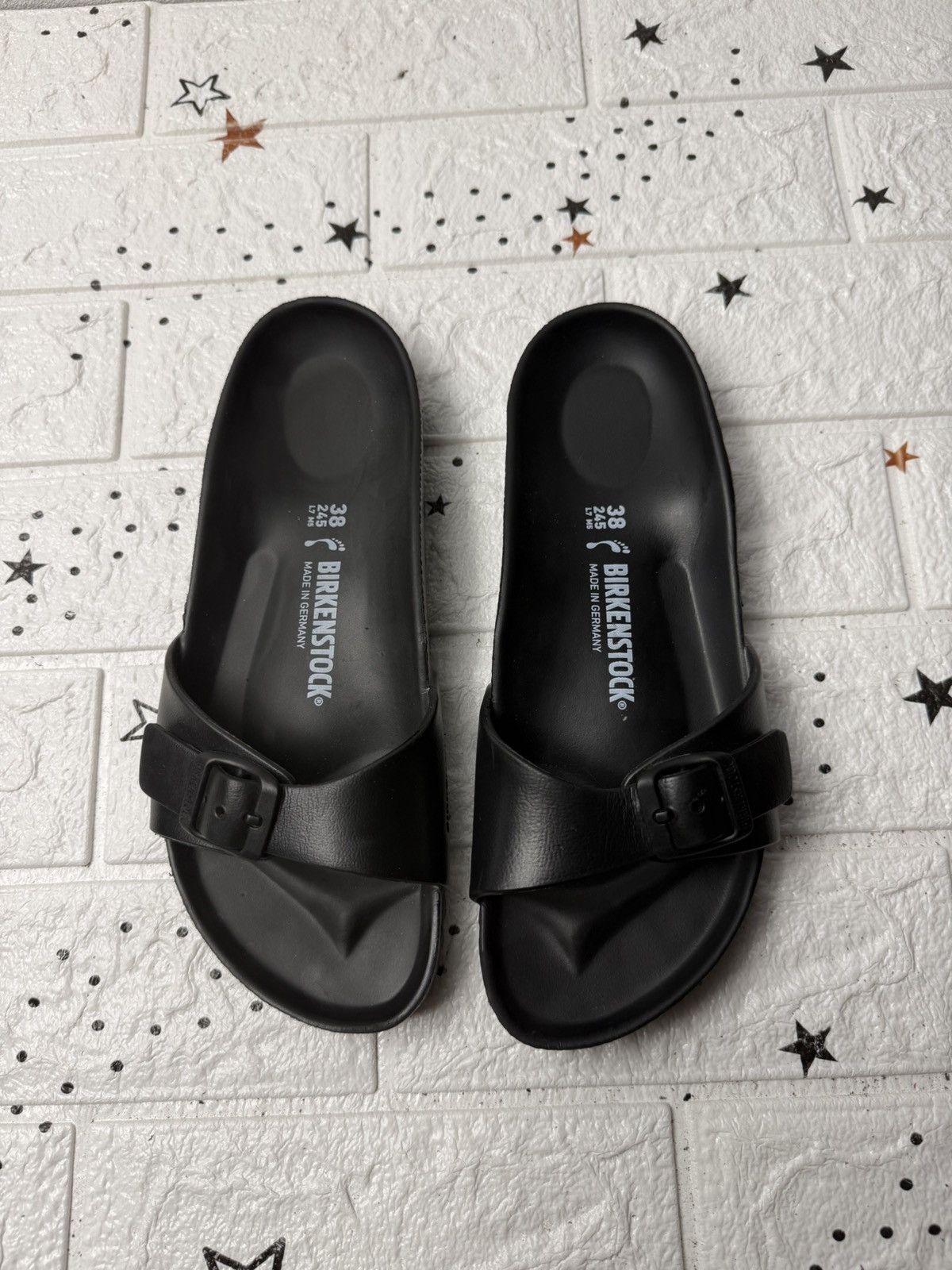 Birkenstock BIRKENSTOCK WOMEN US7 UK4.5 EUR38 Black Rubber Size US 7 / IT 37 - 2 Thumbnail