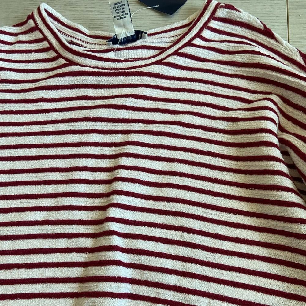 Designer Cozy Striped Crop Sweater - Perfect for Layering Size M / US 6-8 / IT 42-44 - 2 Thumbnail