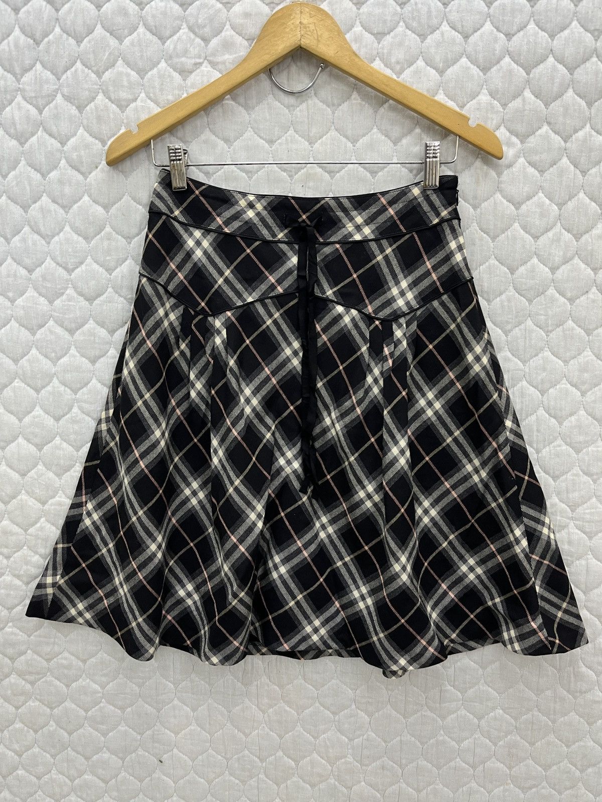 image of Steals Burberrys Blue Label Skirts, Women's (Size 27)