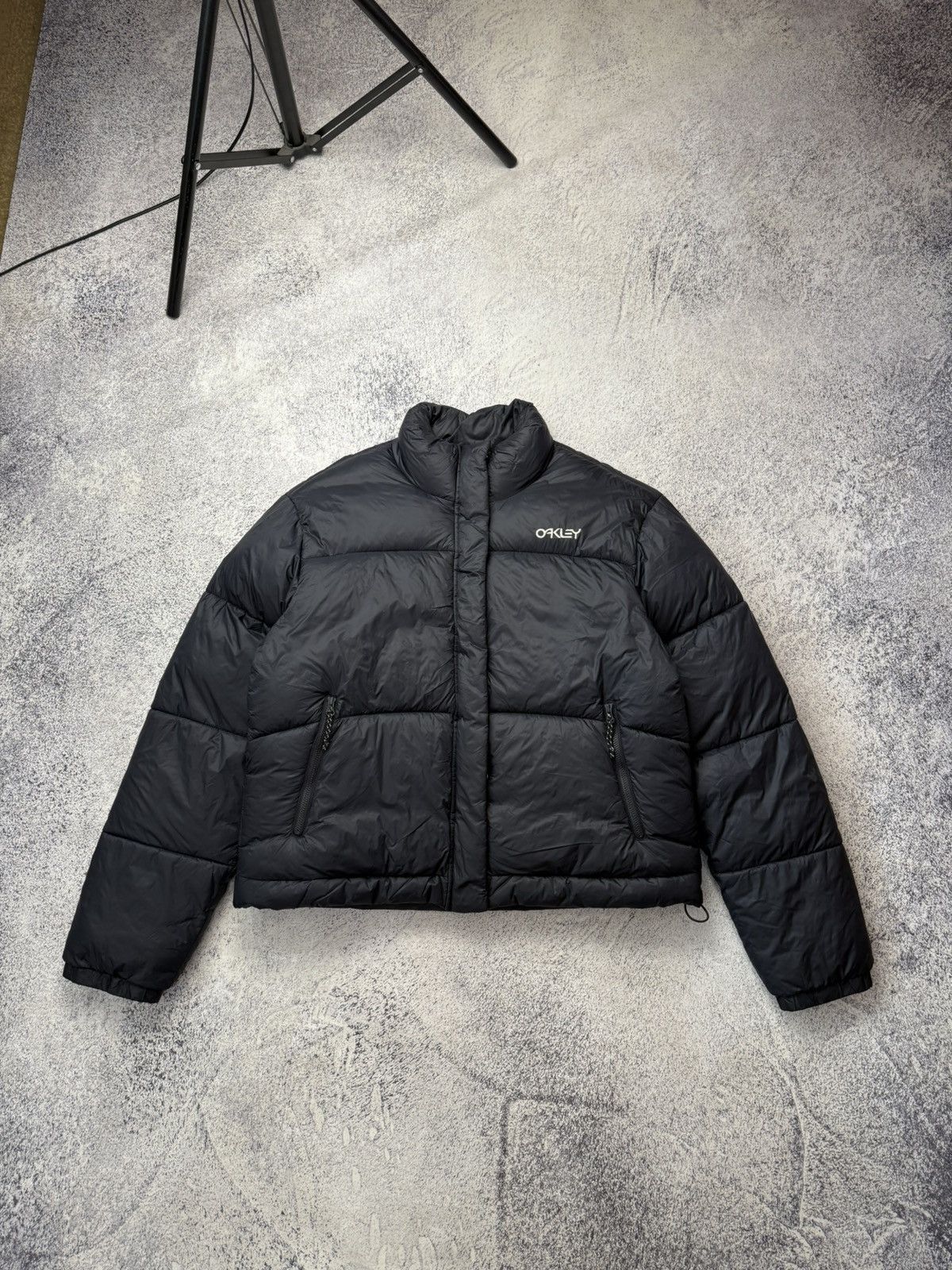Oakley Vintage Oakley Black Puffer Jacket Y2K USA Size XL / US 12-14 / IT 48-50 - 4 Thumbnail