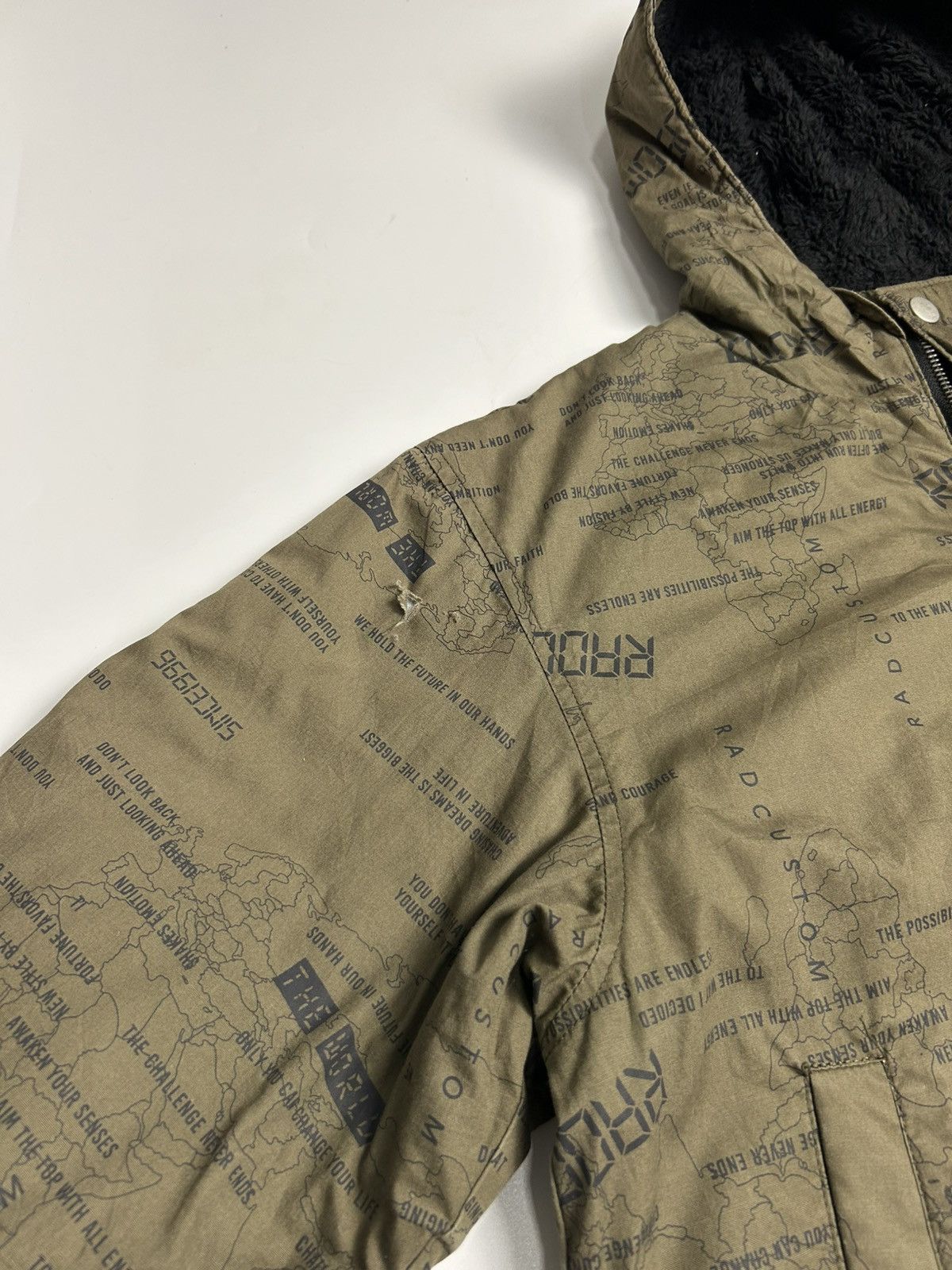 Japanese Brand RAD CUSTOM HOODIE BOMBER JACKET Size US XS / EU 42 / 0 - 3 Thumbnail