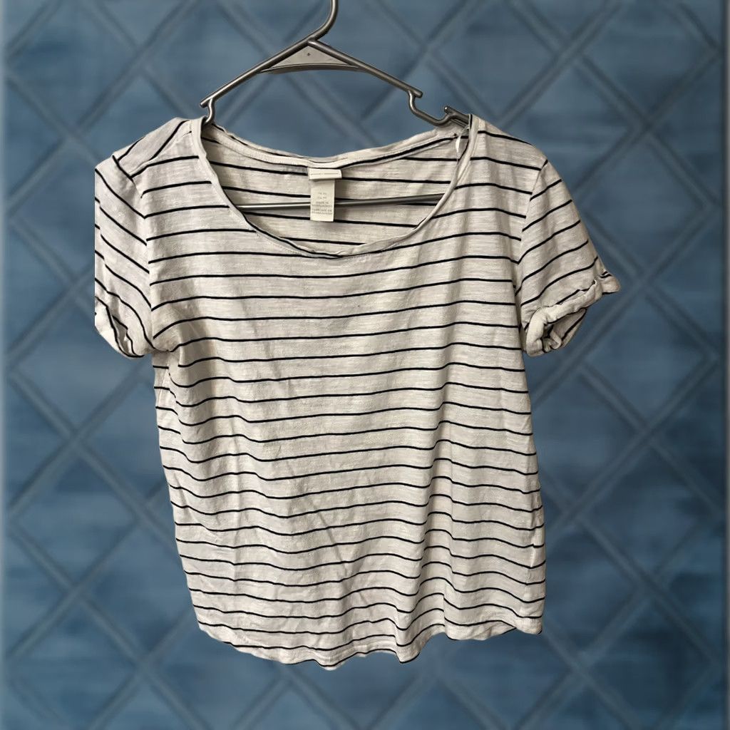H&M H&M Basic White Striped Short Sleeve T Shirt XS Women Casual Size XS / US 0-2 / IT 36-38 - 1 Thumbnail