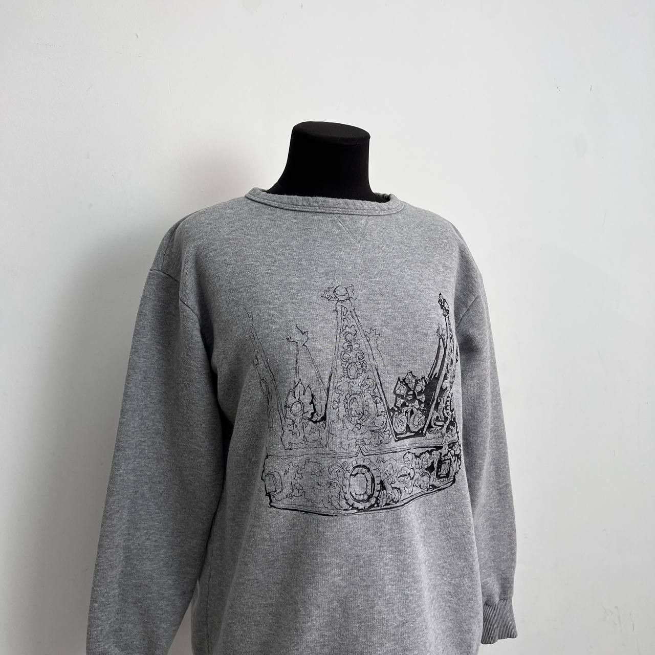 RED Valentino RED Valentino Grey Crown Print Sweatshirt #PRINCESS Graphic Size XS / US 0-2 / IT 36-38 - 2 Thumbnail