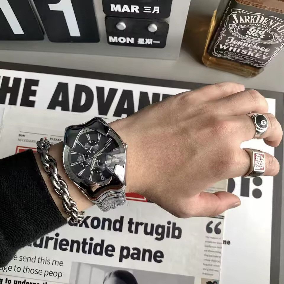 Vintage Armoured watch Futuristic Sculpted black dial steel Size ONE SIZE - 3 Thumbnail