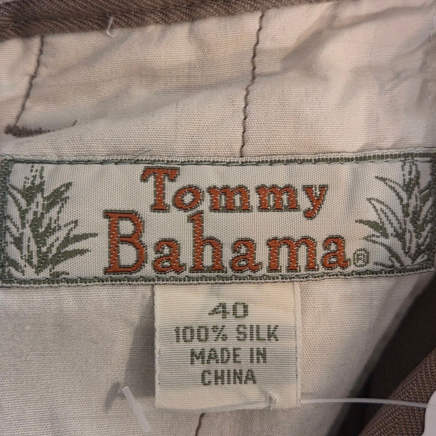 Tommy Bahama Tommy Bahama Men's Size 40 Khaki Cotton Blend Shorts Size US 40 / EU 56 - 6 Thumbnail