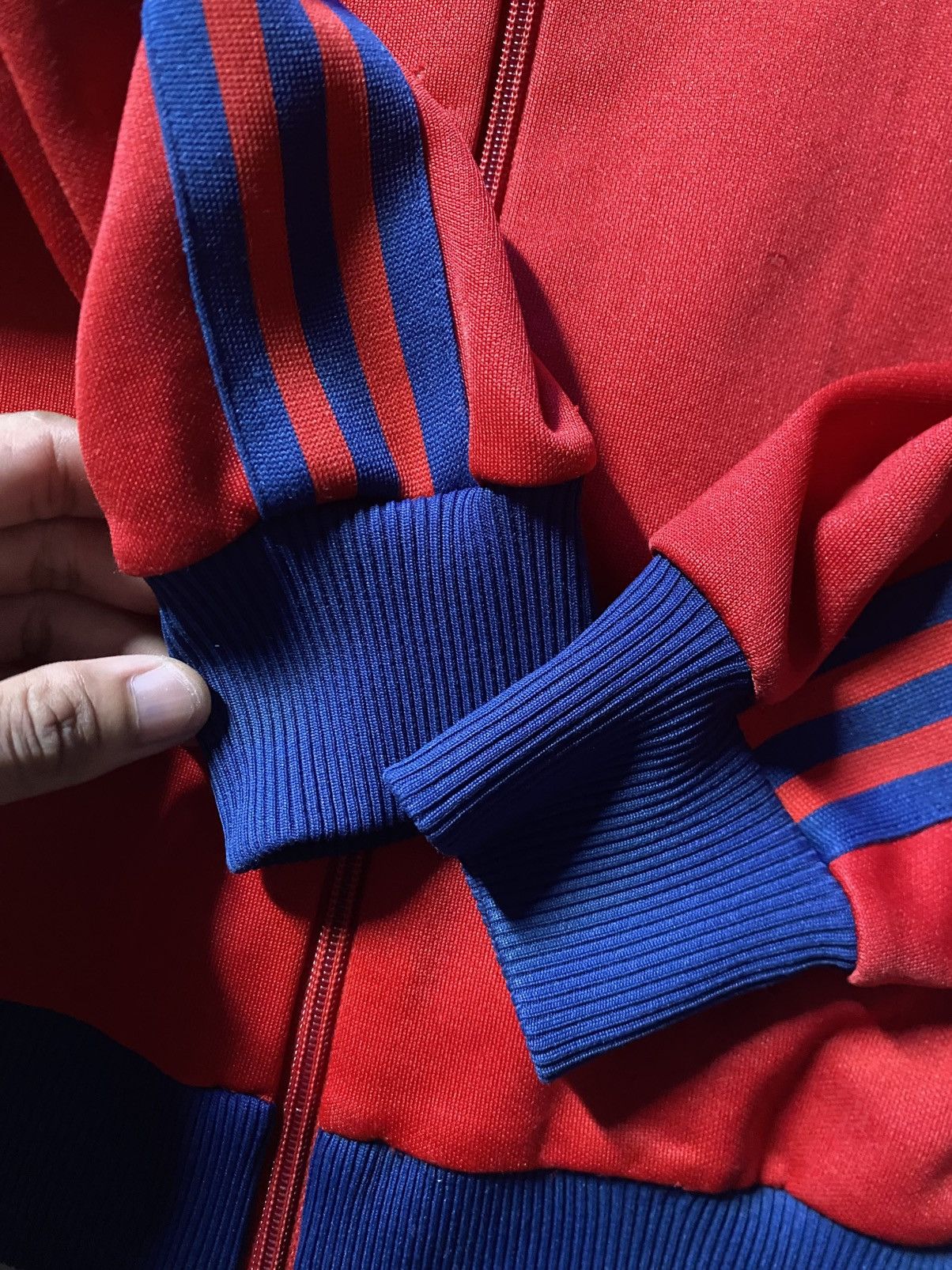 Adidas Adidas Vintage 80s Track Jacket Descente Polyester Red Used Size US S / EU 44-46 / 1 - 3 Thumbnail