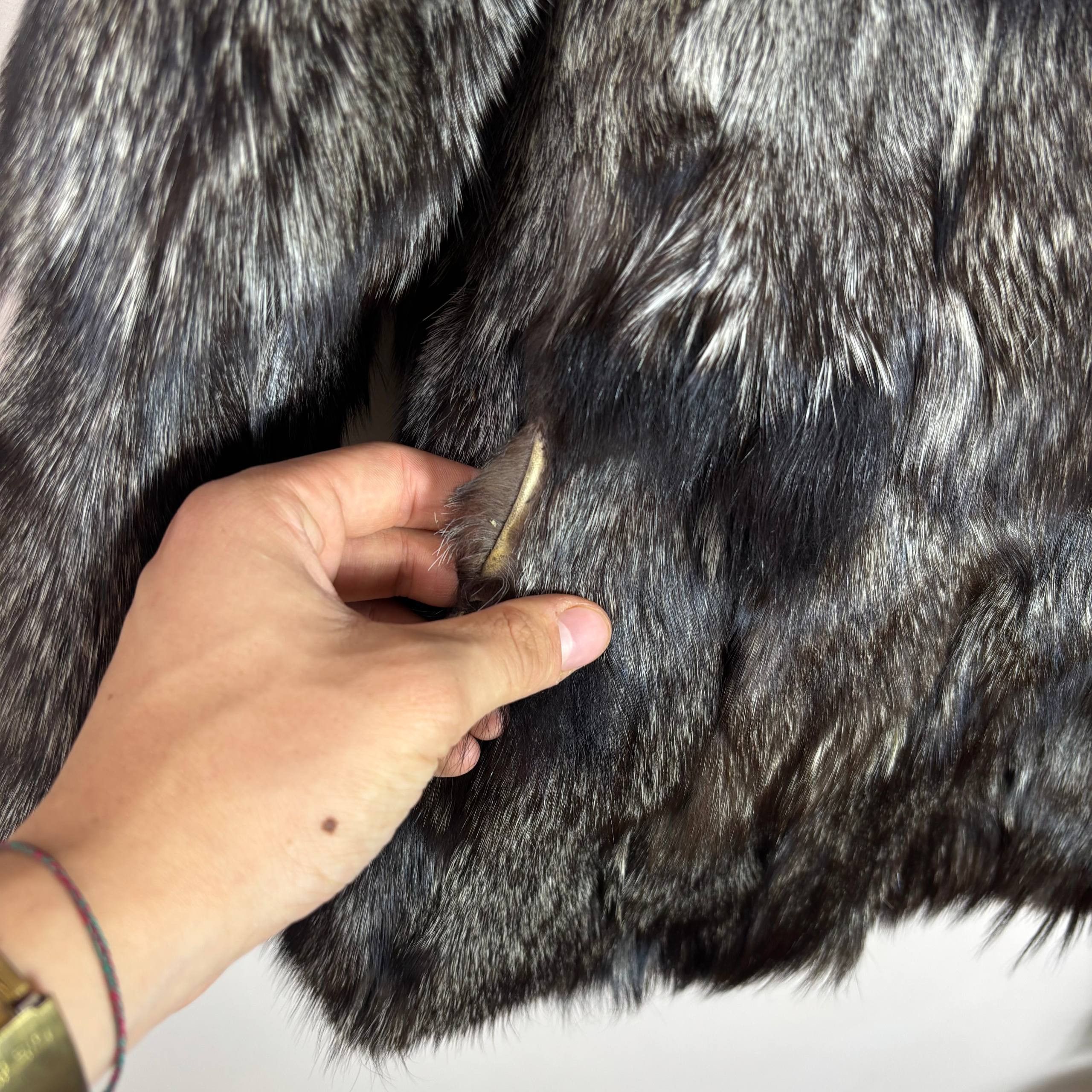 Other REAL BLACK SILVER FOX FUR COAT JACKET VINTAGE Size US M / EU 48-50 / 2 - 8 Thumbnail