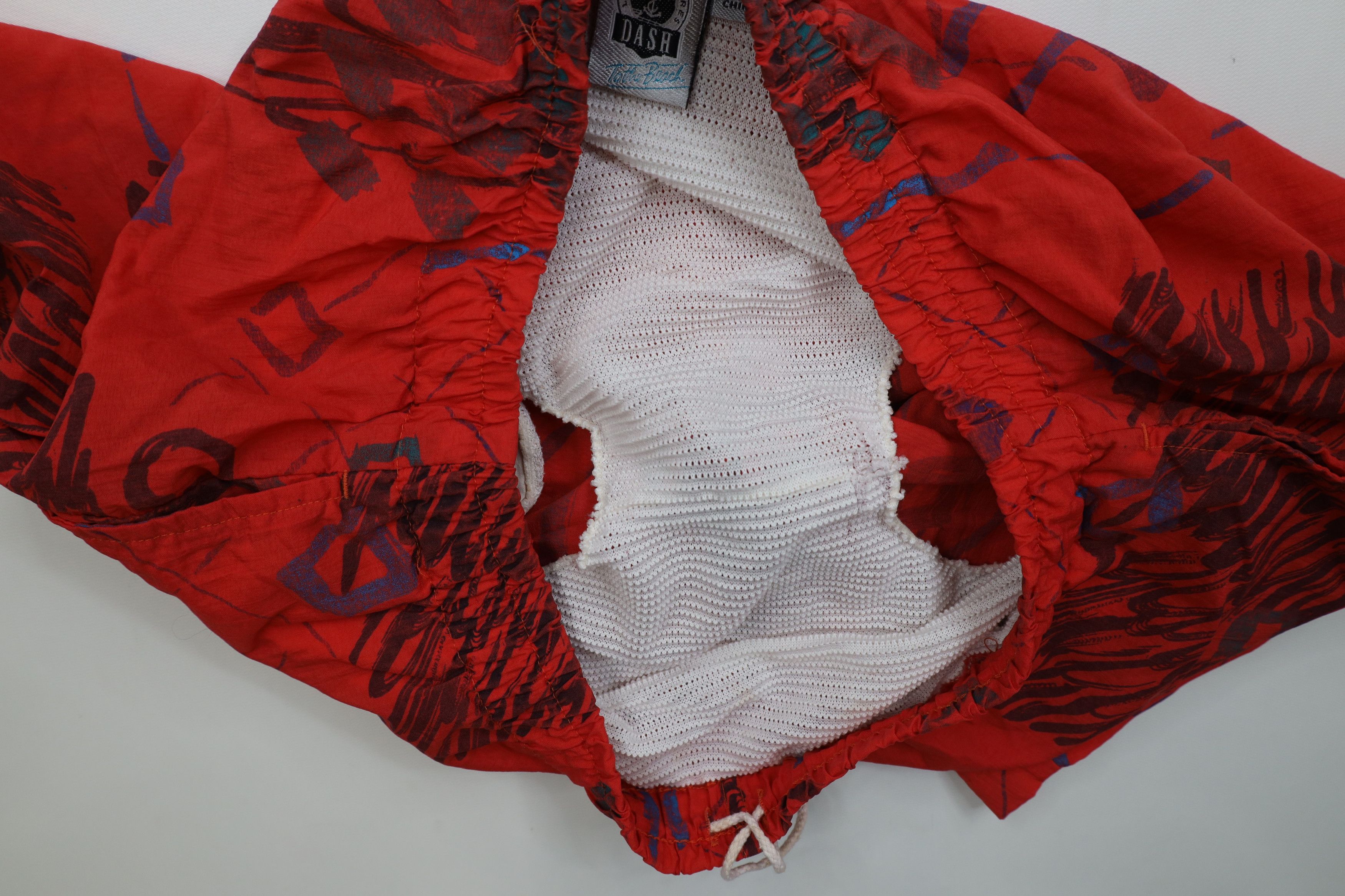 Vintage Vintage 90s Streetwear Lined Surfing Shorts Trunks Red Size US 34 / EU 50 - 8 Thumbnail