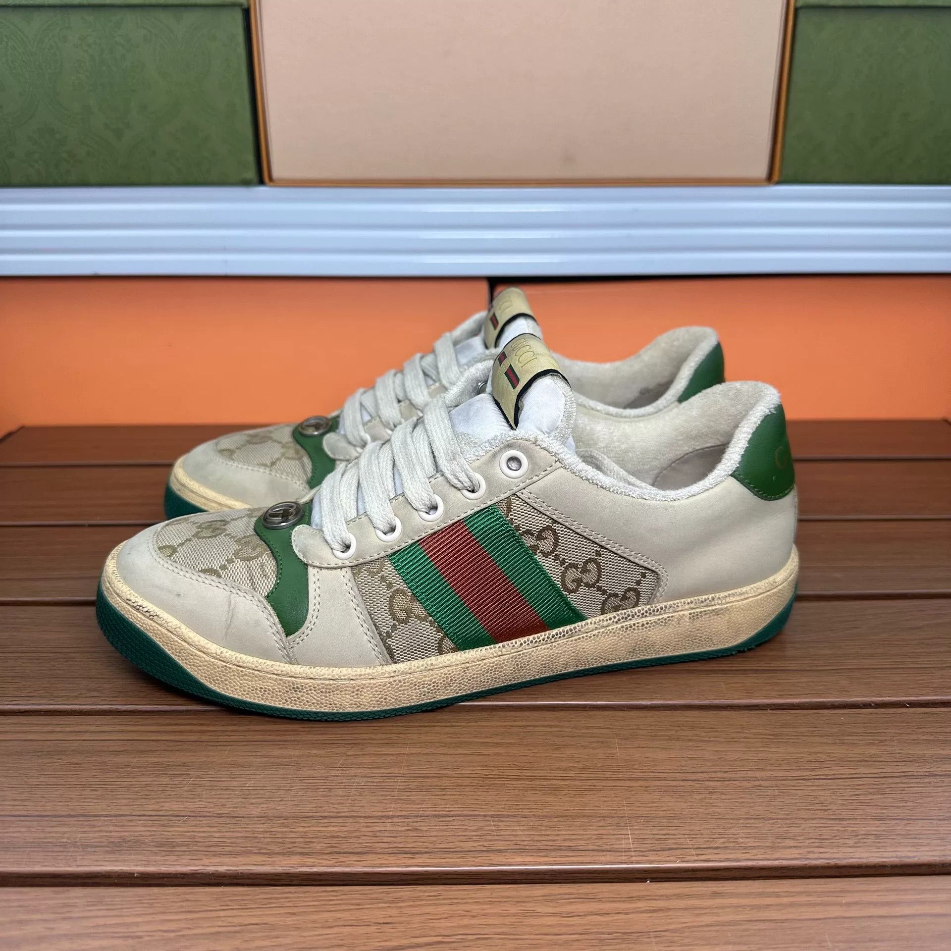 Gucci Gucci Distressed Green Lowtop Sneakers it_37-5 Women Size US 7.5 / IT 37.5 - 1 Thumbnail
