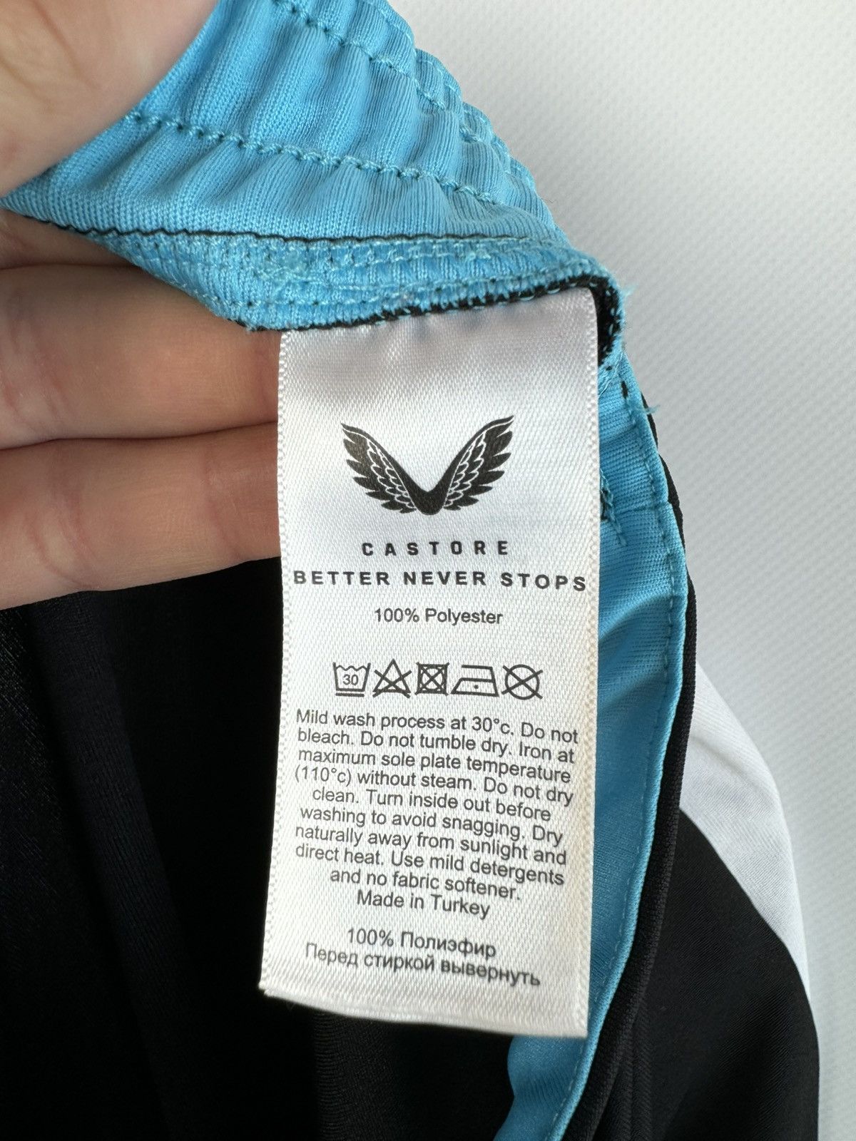 Castore Newcastle United 2022/23 Home Full Kit Soccer Shorts Jersey Size US S / EU 44-46 / 1 - 16 Thumbnail