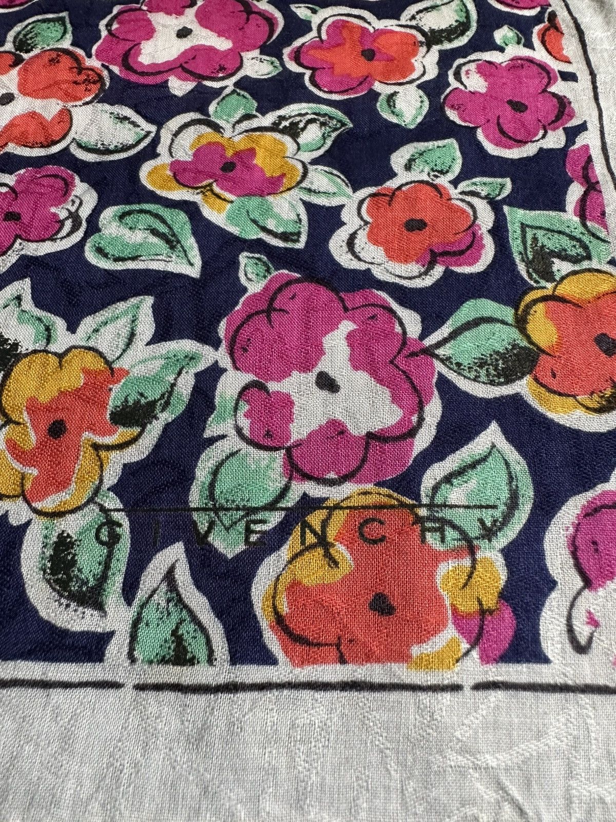 Givenchy × Vintage Vintage Givenchy Handkerchief/ Neckerchief/ Bandana Size ONE SIZE - 3 Thumbnail