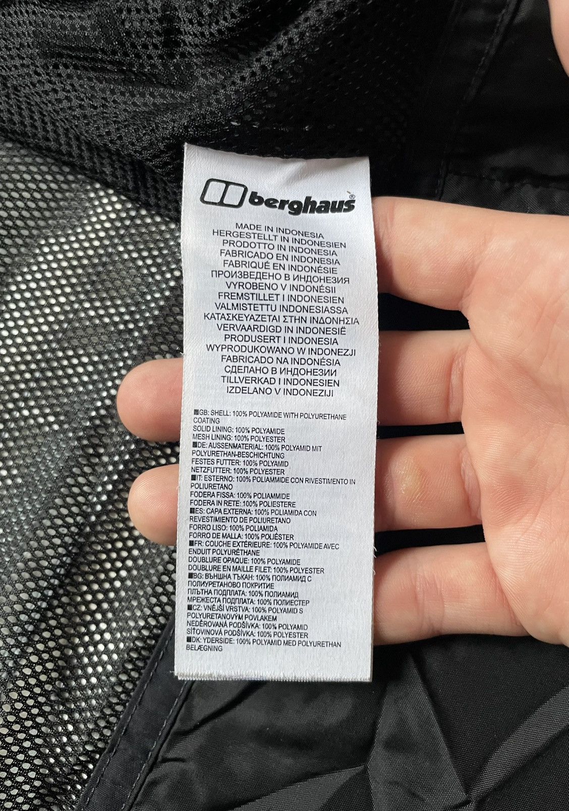 Berghaus × Vintage Berghaus AQ2 Rain Men's XL Waterproof Hooded Nylon Jacket Size US XL / EU 56 / 4 - 16 Thumbnail