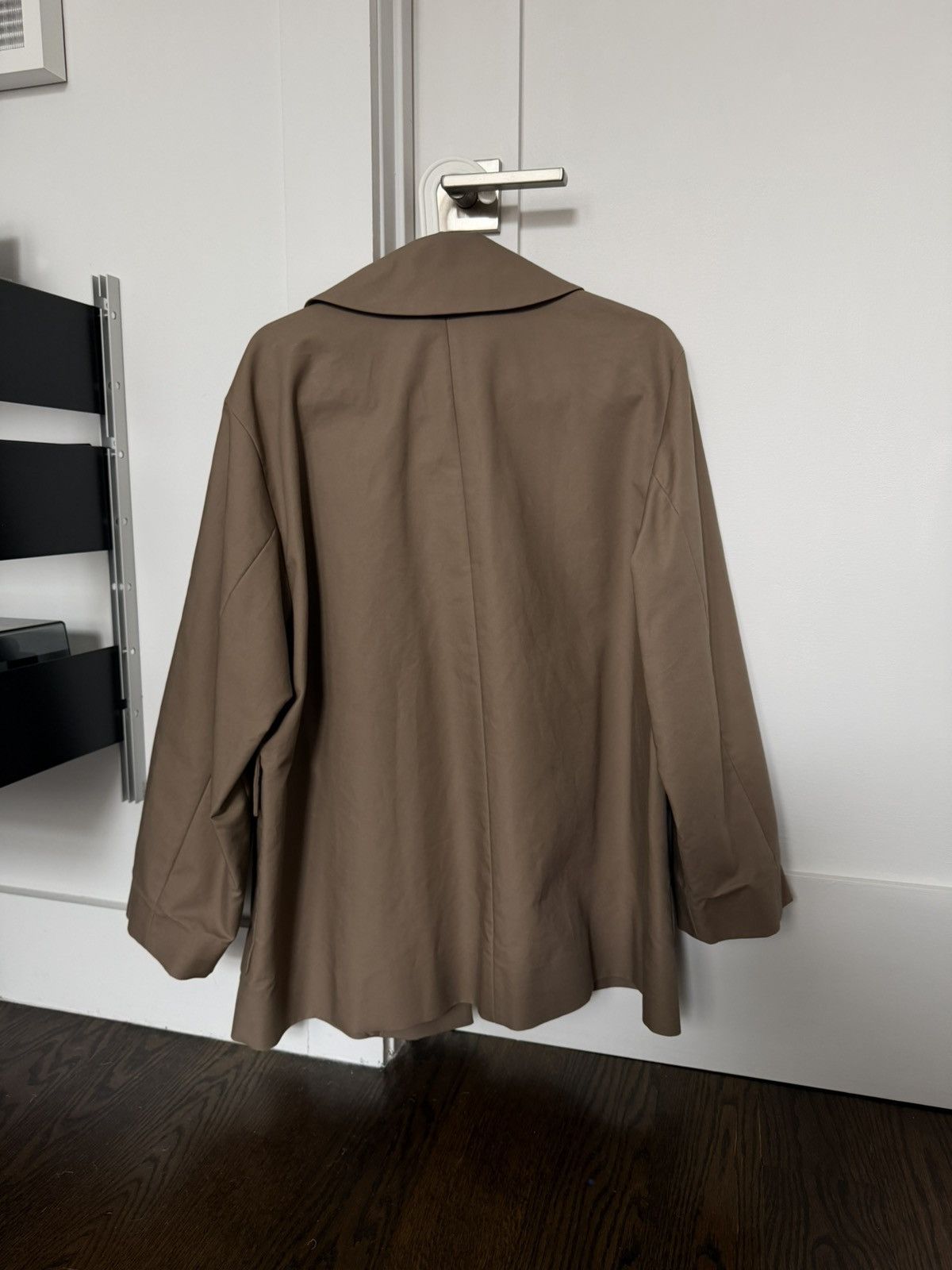 Cos Cos Tan Rain Jacket XS Size XS / US 0-2 / IT 36-38 - 2 Thumbnail