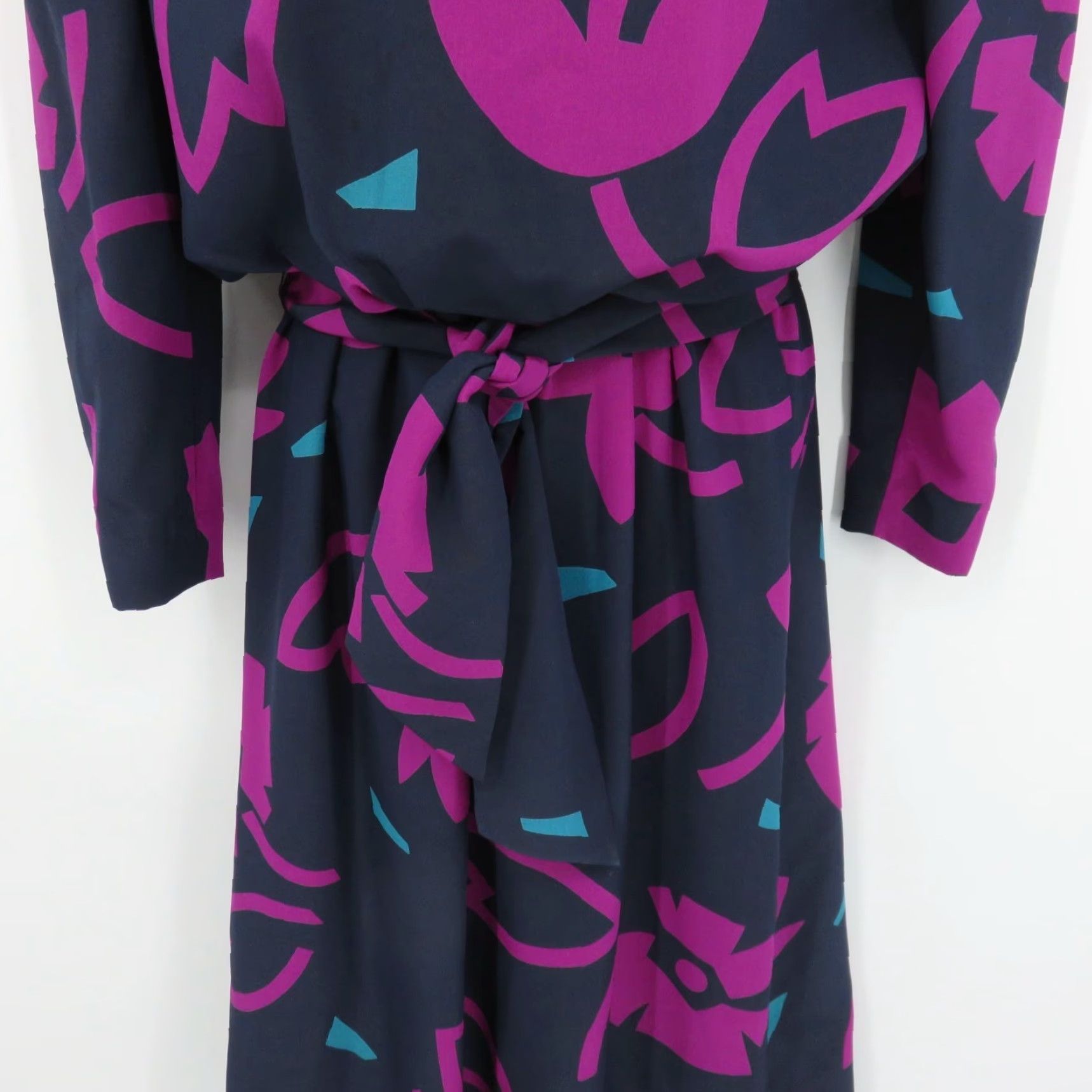 Vintage VINTAGE Sasson Women 6 Blue Purple Abstract Floral Long Sleeve Shirt Dress Padded Buttons Regular Size 6 Women Fall Spring Summer Winter Midi Dress Size M / US 6-8 / IT 42-44 - 5 Thumbnail