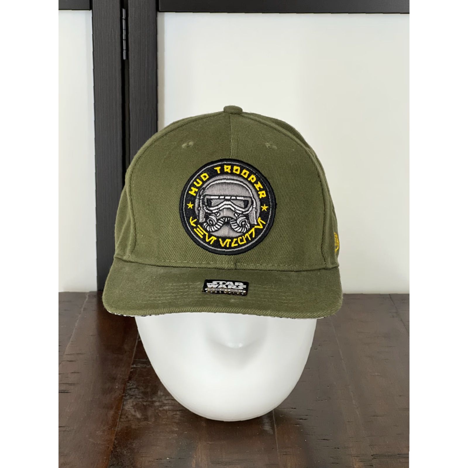 Star Wars Star Wars Hat Cap Adjustable One Size Adult Green Baseball Cap Mens Star Wars Theme Shoes? Size ONE SIZE - 2 Thumbnail