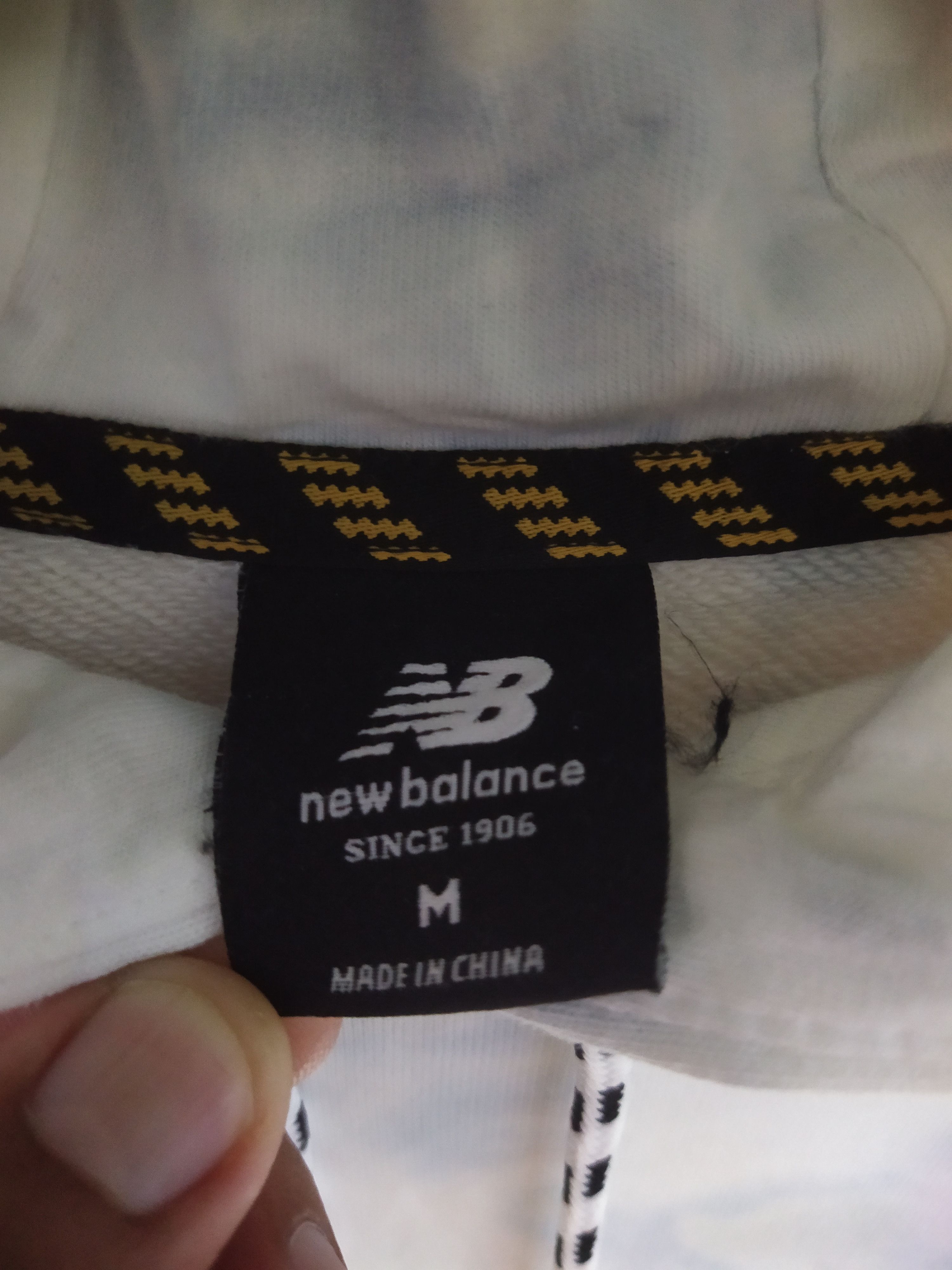 New Balance New Balance Tie Dye Cloud Wash Pullover Hoodie Size US M / EU 48-50 / 2 - 7 Thumbnail