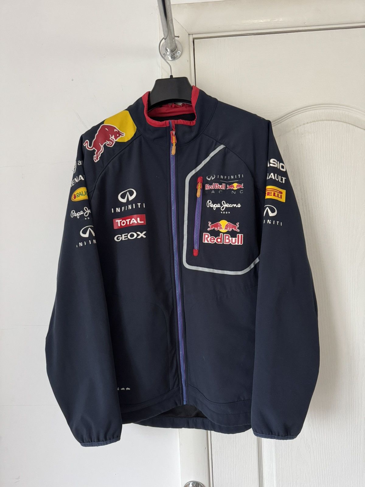 Red Bull Red Bull Racing Softshell Pepe Jeans Infiniti Jacket Size US XL / EU 56 / 4 - 4 Thumbnail