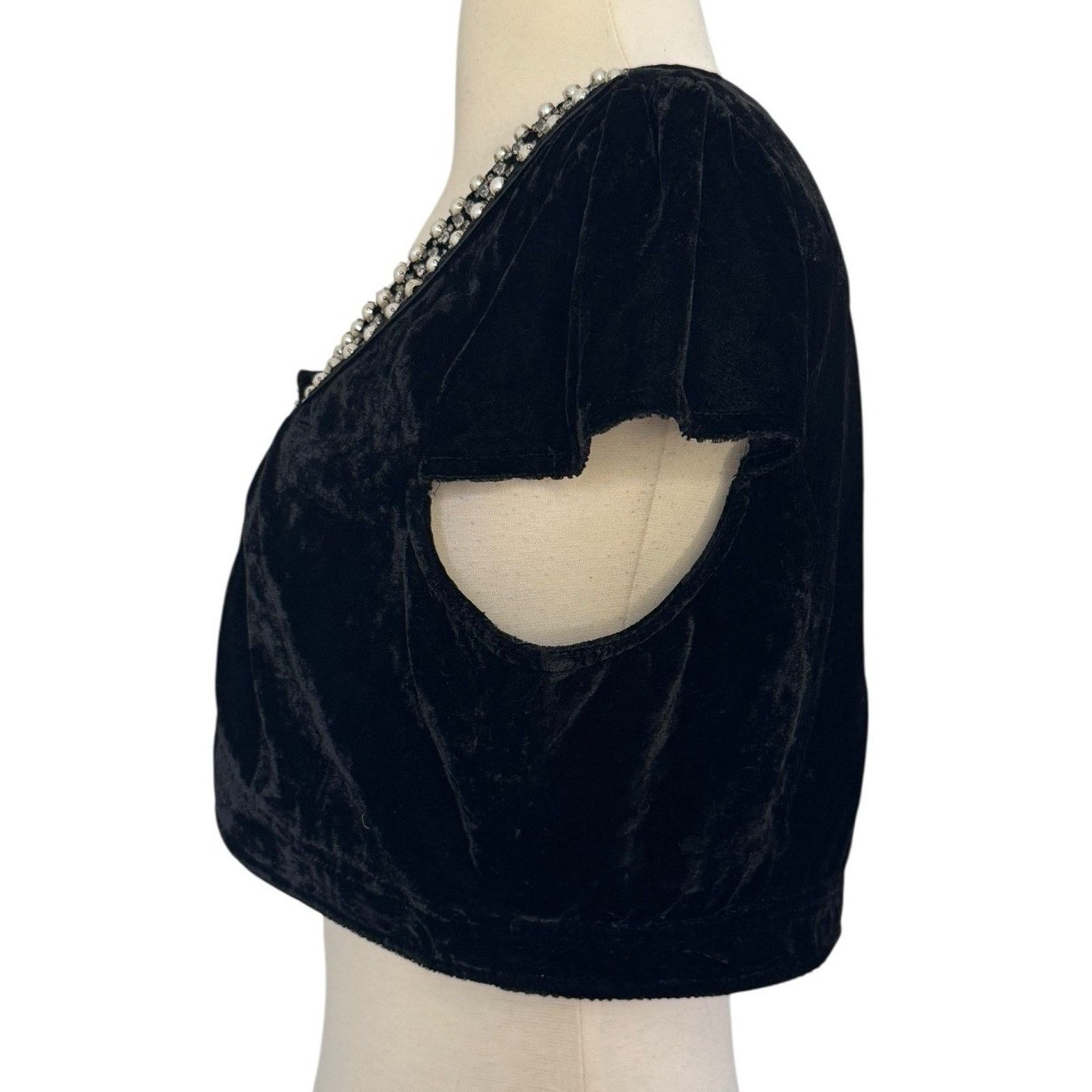 Other Vintage REFERENCE Velvet Rhinestone Pearl Beaded Shrug 1940s Size L / US 10 / IT 46 - 5 Thumbnail