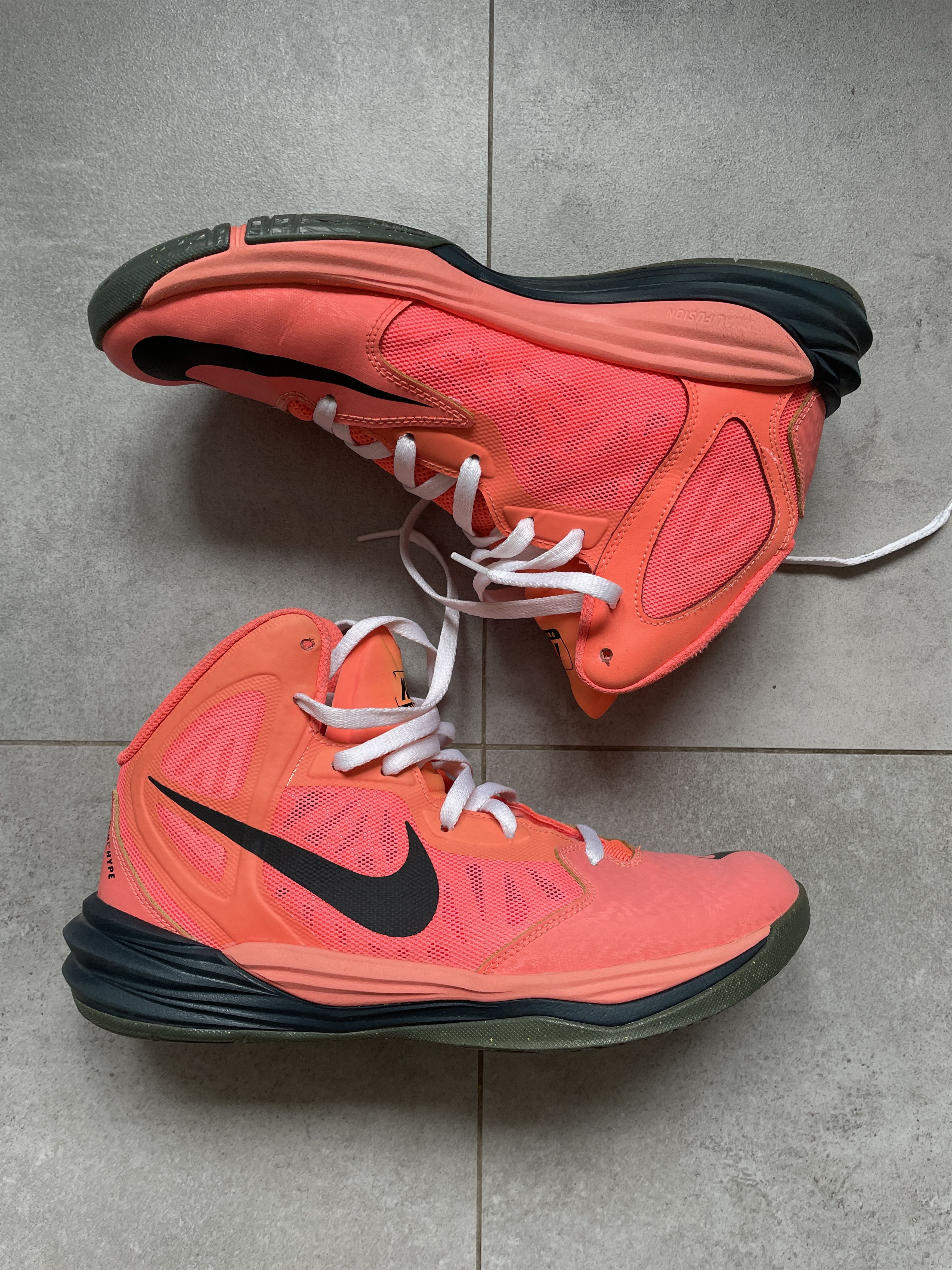 Nike NIKE PRIME HYPE DF INFRARED BASKETBALL HIGH TOP SNEAKERS Size US 10.5 / EU 43-44 - 4 Thumbnail