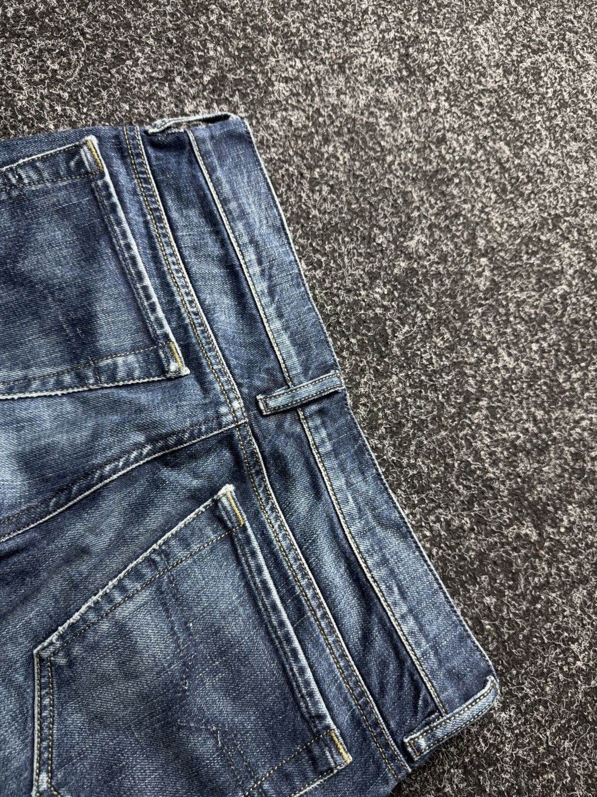 Diesel Luxury 00s Diesel LIV Jeans Distressed Y2K Wash Denim Size 30" / US 8 / IT 44 - 20 Thumbnail