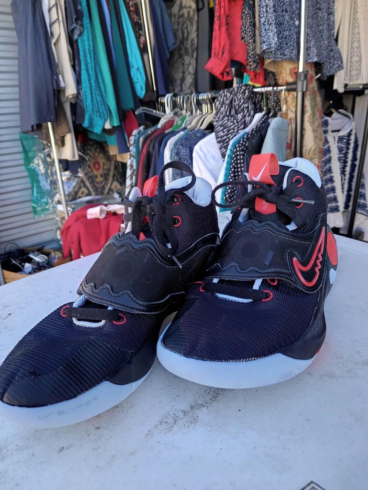 Nike Stylish Nike Athletic Sneakers - Black & Red Size US 11.5 / EU 44-45 - 2 Thumbnail