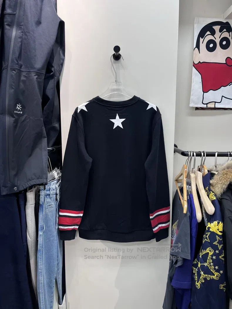 Givenchy Givenchy Star Sweatshirt Size US M / EU 48-50 / 2 - 2 Thumbnail