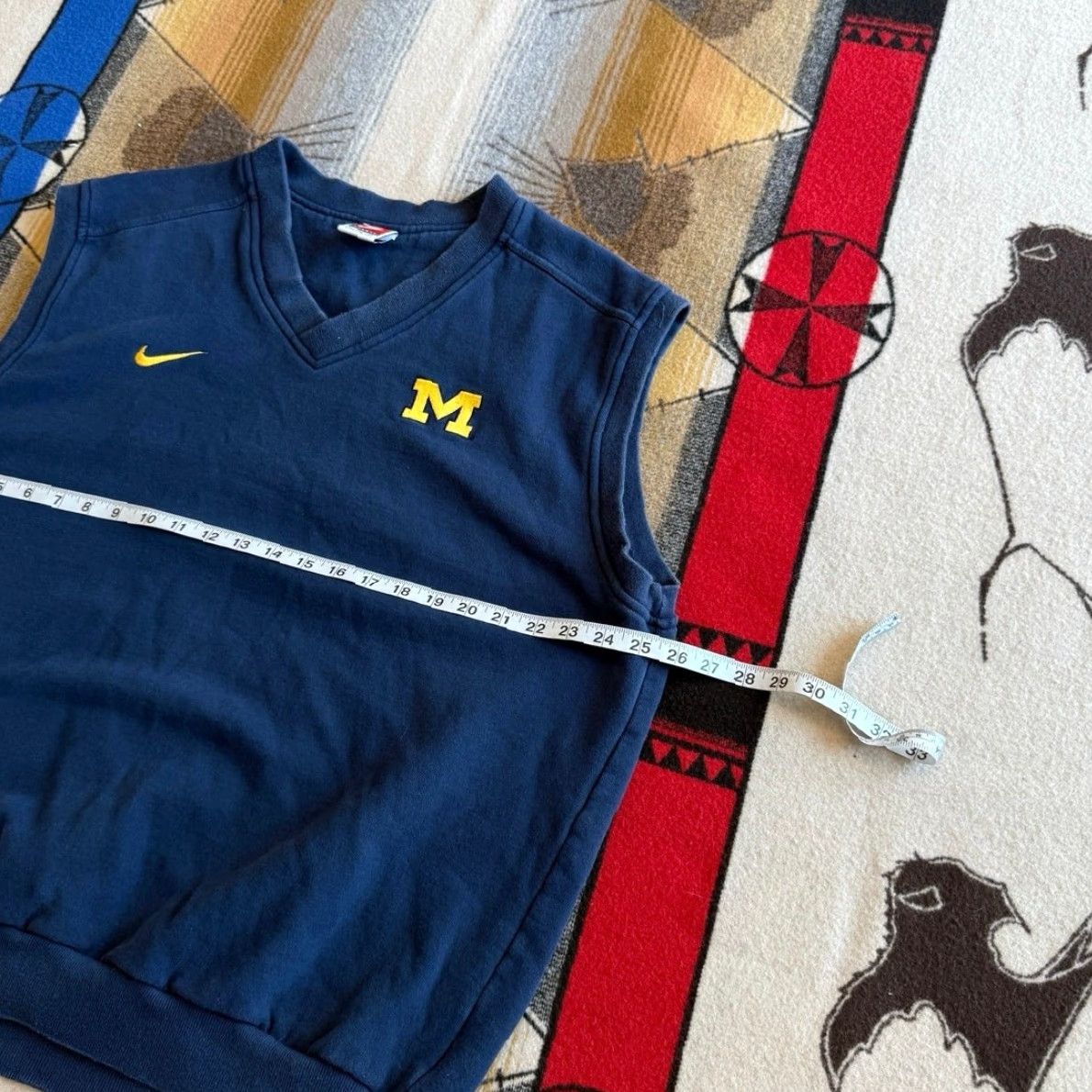 Nike VINTAGE Nike Team University Of Michigan Pullover Sweater Vest XL Men Sleeveless Blue Solid Y2K 90s College University Sports Vest Mens XL Size US XL / EU 56 / 4 - 5 Thumbnail