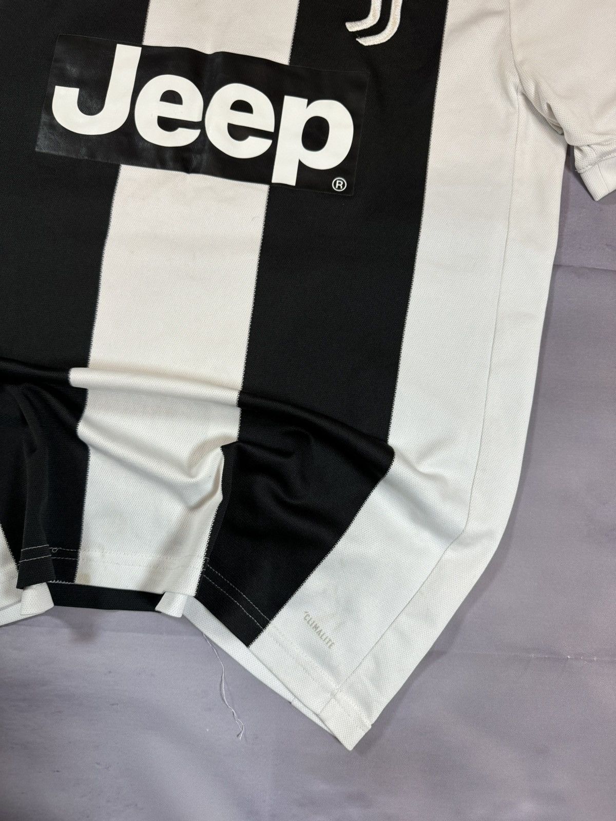 Adidas × Vintage Vintage Juventus 2018/19 Adidas Jersey Blokcore Medium Size US M / EU 48-50 / 2 - 7 Thumbnail