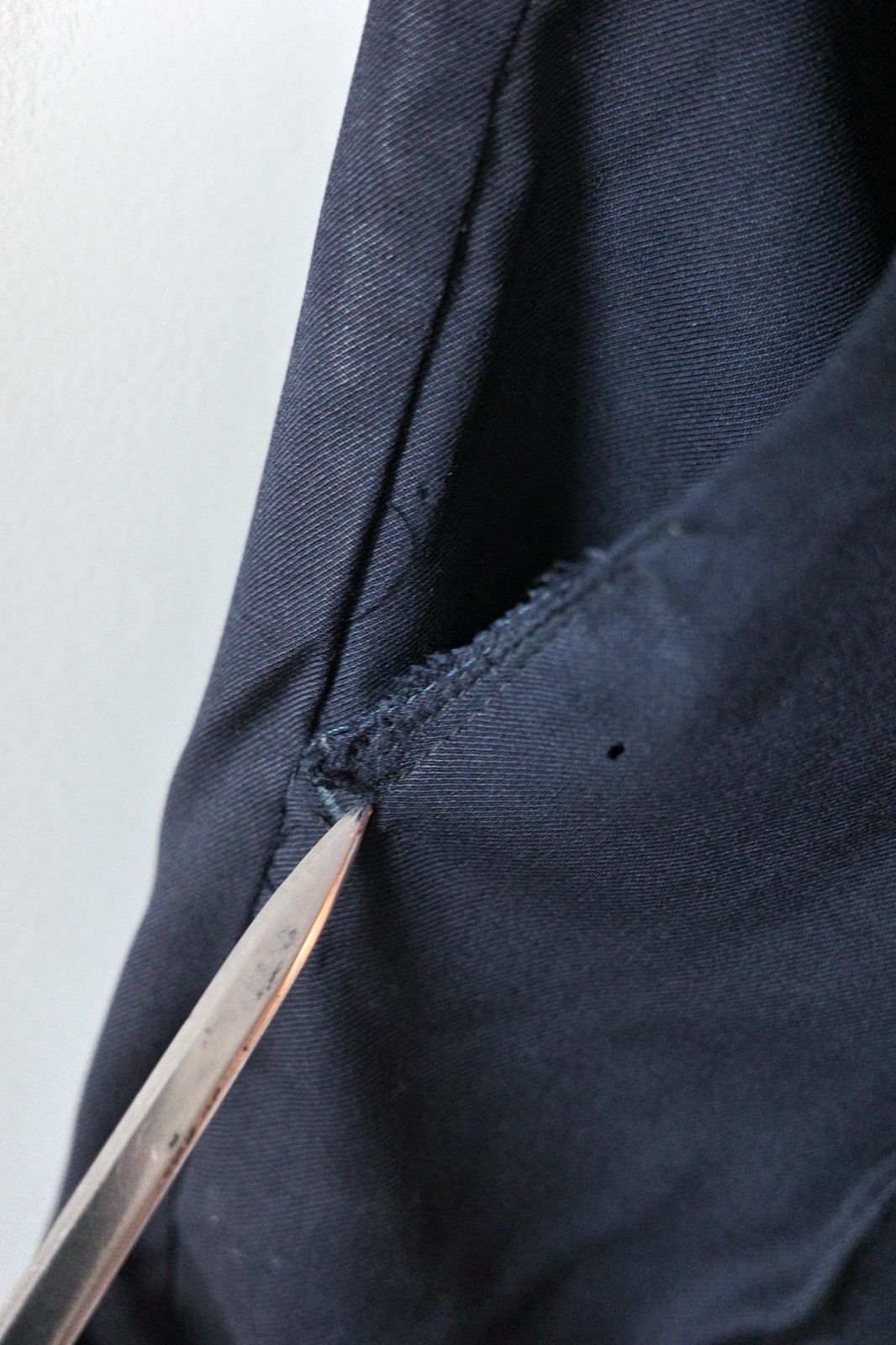 A Kind Of Guise A Kind of Guise Wool/Cotton Trousers (damaged) Size US 32 / EU 48 - 6 Thumbnail