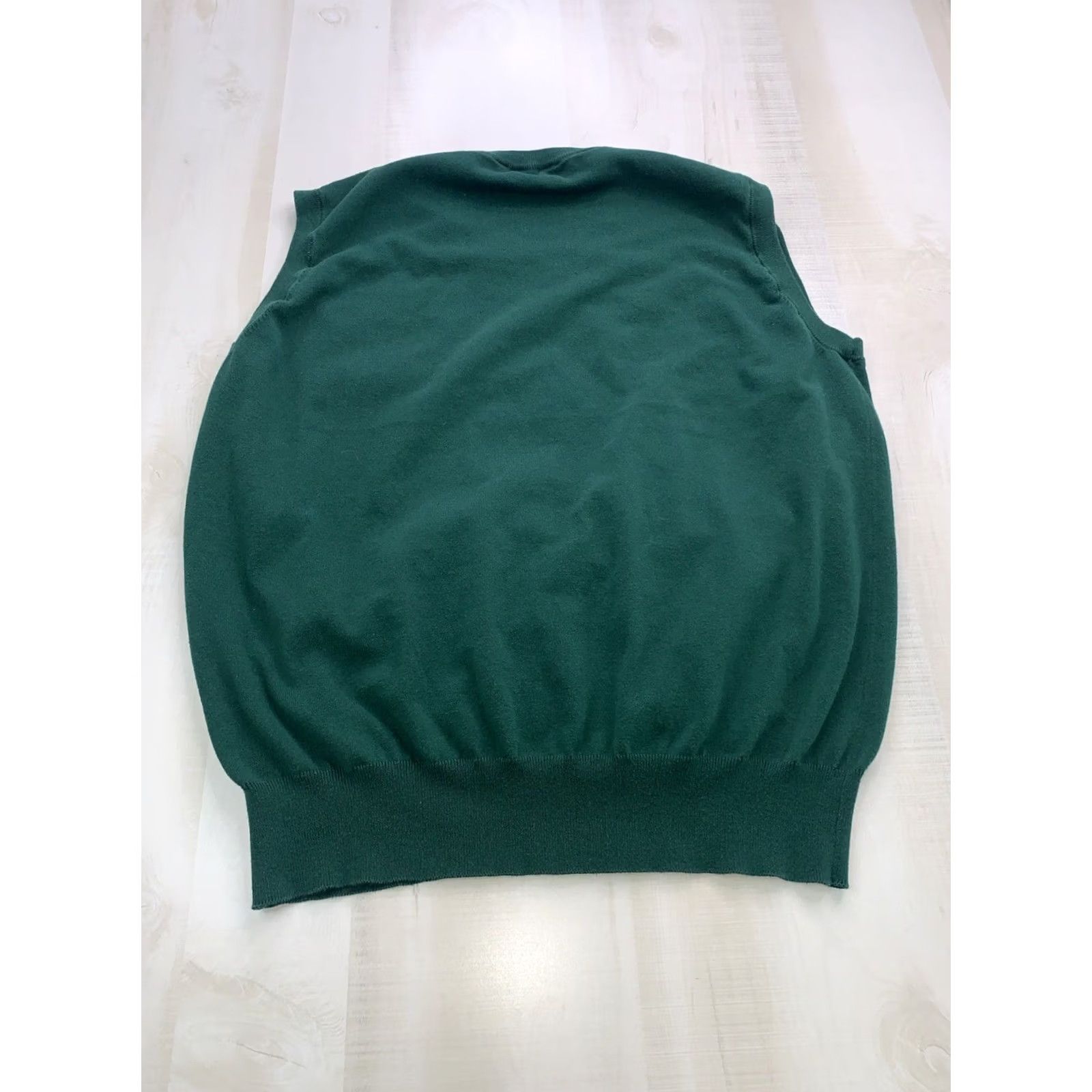 Vintage VINTAGE Vesi Sportswear Green Knit V-Neck Sweater Vest Men Large Embroidered 90s University Golf Casualeth Size US L / EU 52-54 / 3 - 6 Thumbnail