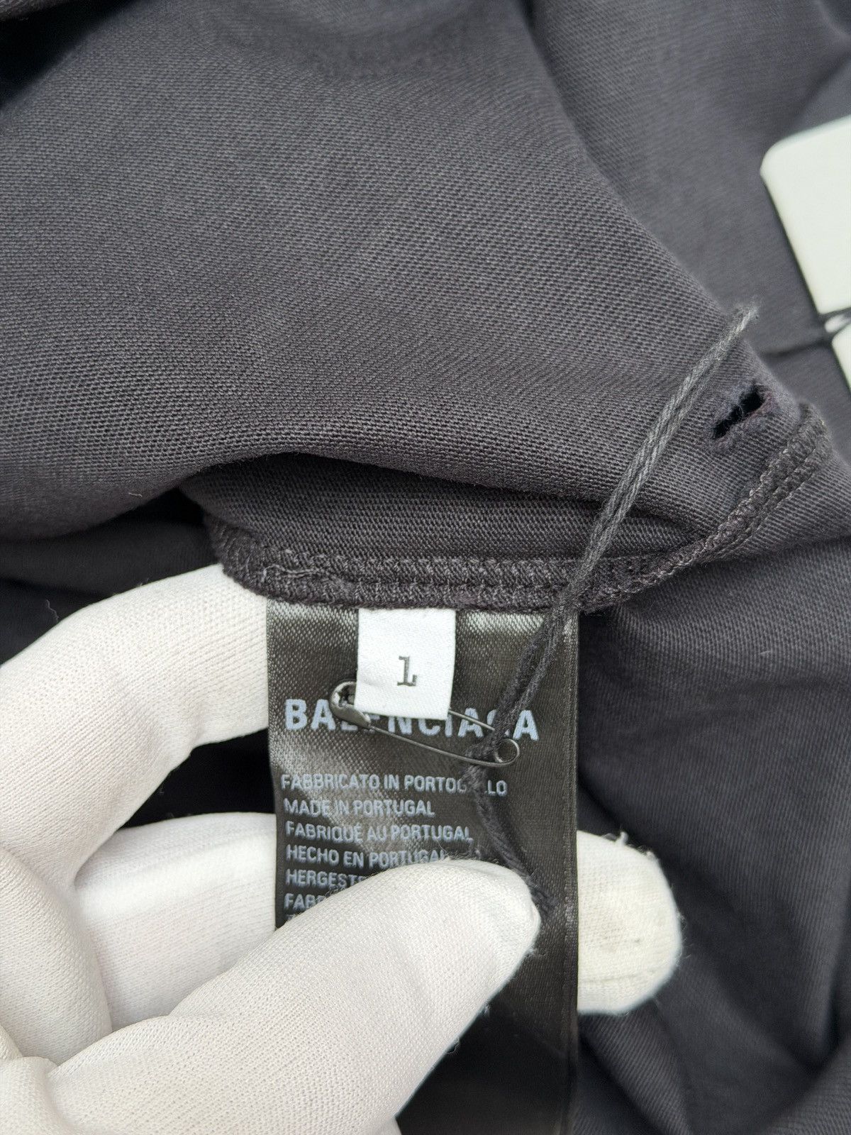 Balenciaga Balenciaga Piercings Collar Oversized Tee Shirt Black Size US M / EU 48-50 / 2 - 7 Thumbnail