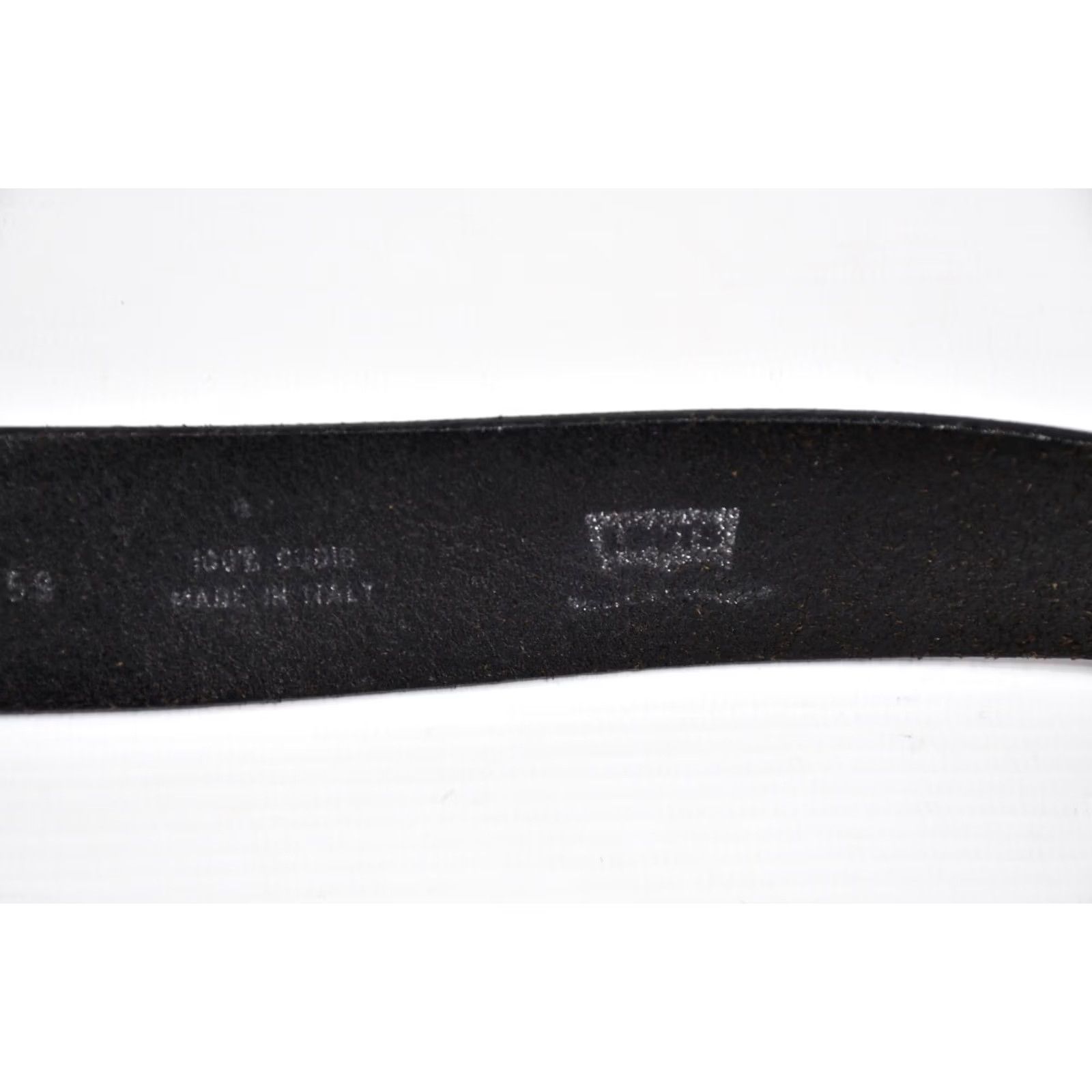 Levi's Levi's Belt Leather 32 / 80 Silver Tone Distressed Vtg Buckle Letters Mens Belt, 100% Leather, Very Good Condition Size 32 - 3 Thumbnail