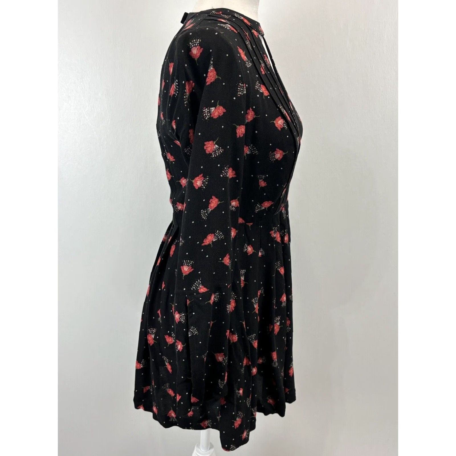 Free People Free People Floral Mini Dress Long Sleeve Plunge Cutout Size 0 Multicolor Womens Size XS / US 0-2 / IT 36-38 - 4 Thumbnail