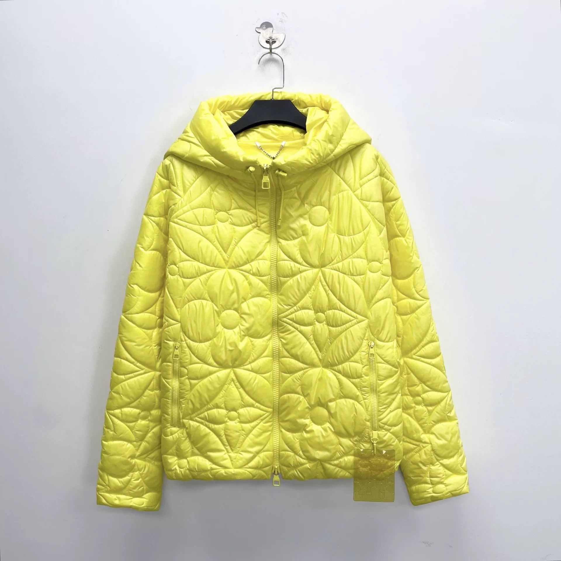 Louis Vuitton Louis Vuitton Yellow Quilted Logo Hooded Jacket Size US L / EU 52-54 / 3 - 1 Thumbnail