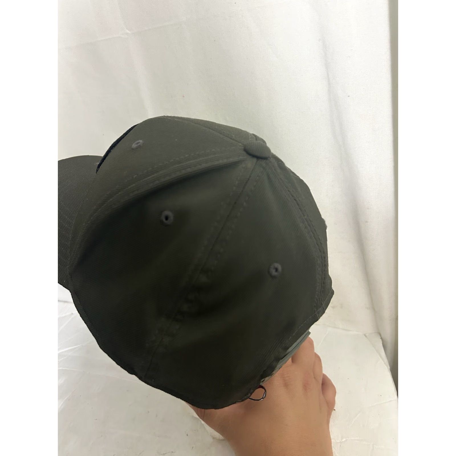 Vintage **BLACK CLOVER LIVE LUCKY GRAY ADJUSTABLE BASEBALL CAP HAT FLEX FIT** User: BLACK CLOVER LIVE LUCKY GRAY ADJUSTABLE BASEBALL CAP HAT FLEX FIT Size ONE SIZE - 5 Thumbnail