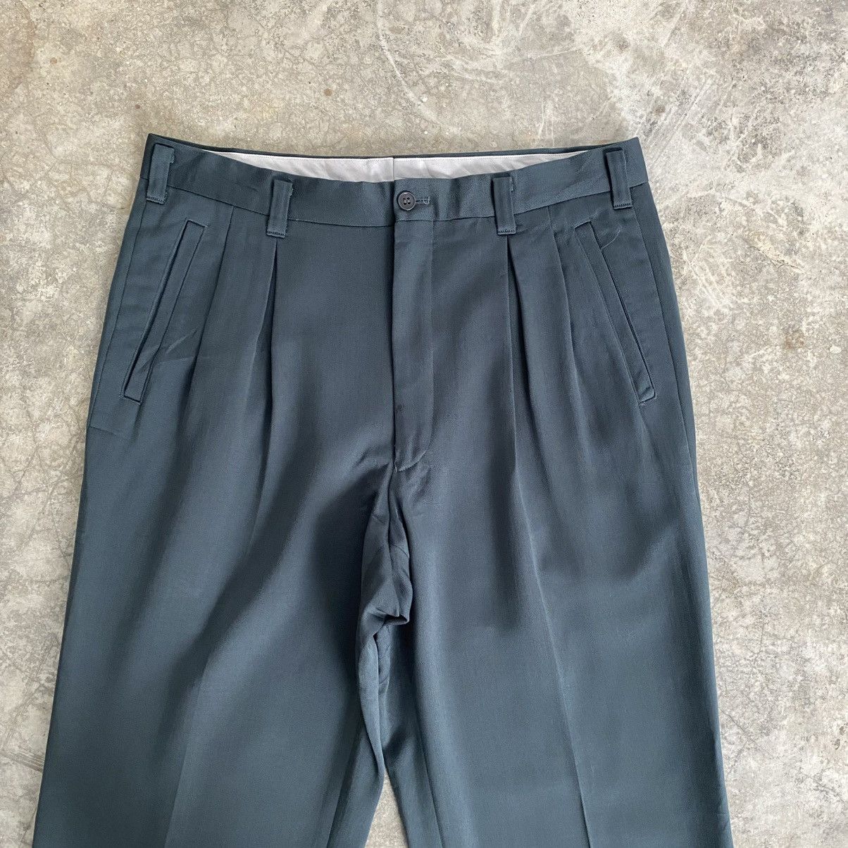 Christian Dior Monsieur 90’s CD Wool Gabardine Pleated Wide Trouser Pants Size US 33 - 7 Thumbnail