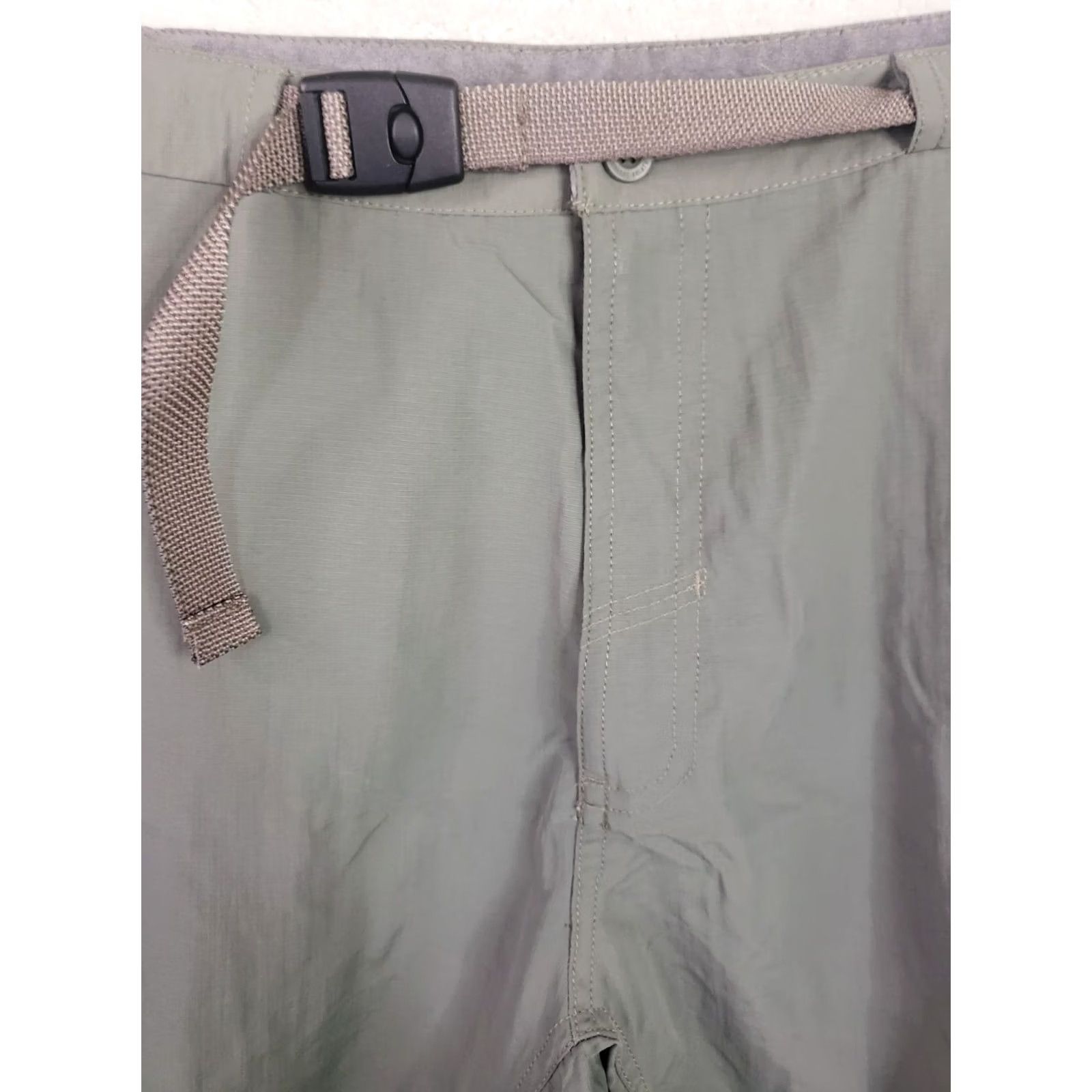 Vintage Alpine Design Men's Bermuda Shorts 36 Green Belted Elastic Waist Pockets Inseam 10 Casual Travel Workwear Regular Size 36 Size US 36 / EU 52 - 4 Thumbnail