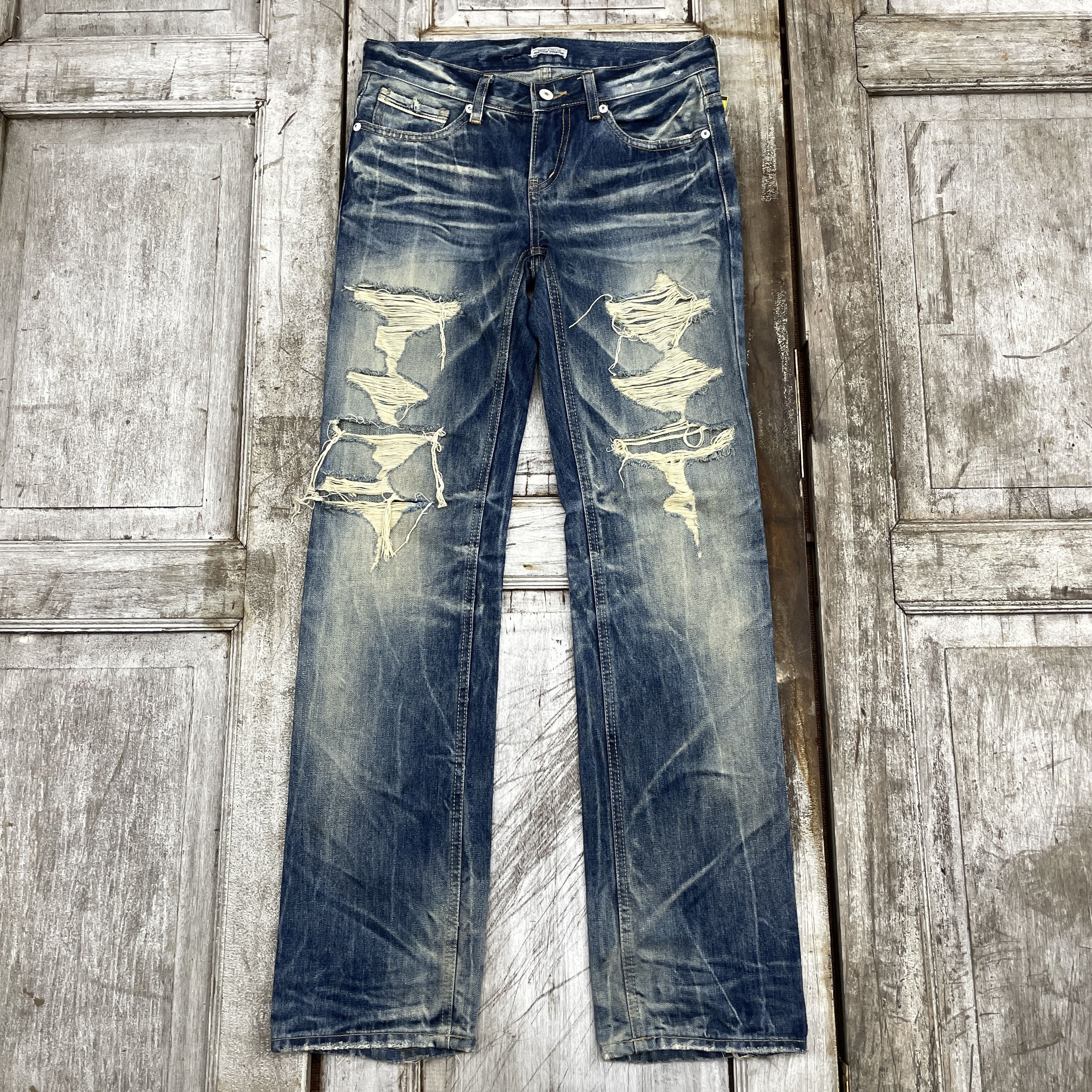 Japanese Brand × Vintage Vintage Nikisix Blue Denim Distressed Jeans - WC308 Size US 30 / EU 46 - 1 Thumbnail