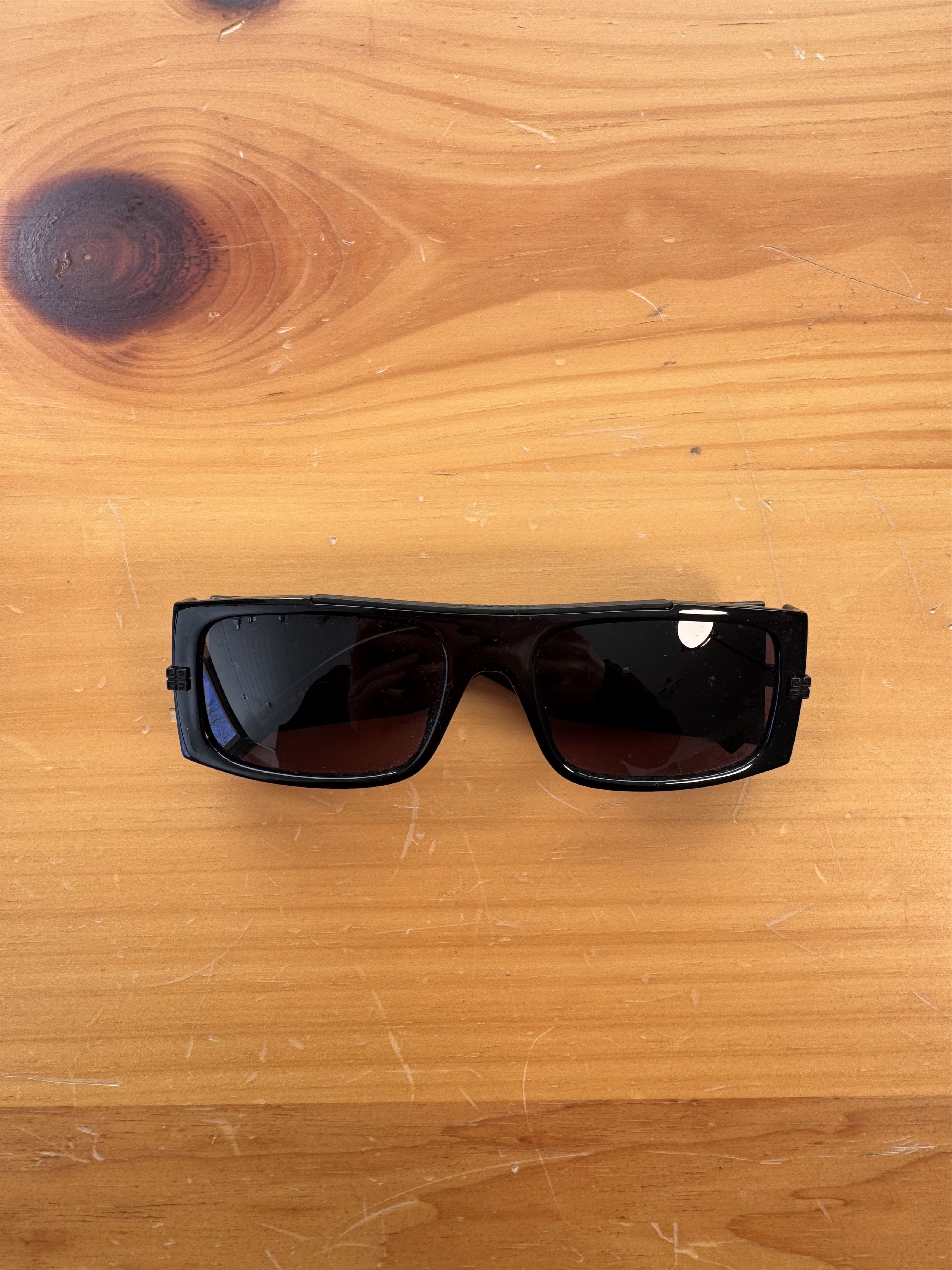 Givenchy GIVENCHY GV 4G BAR Square GV40011I Sunglasses rectangle Size ONE SIZE - 1 Thumbnail